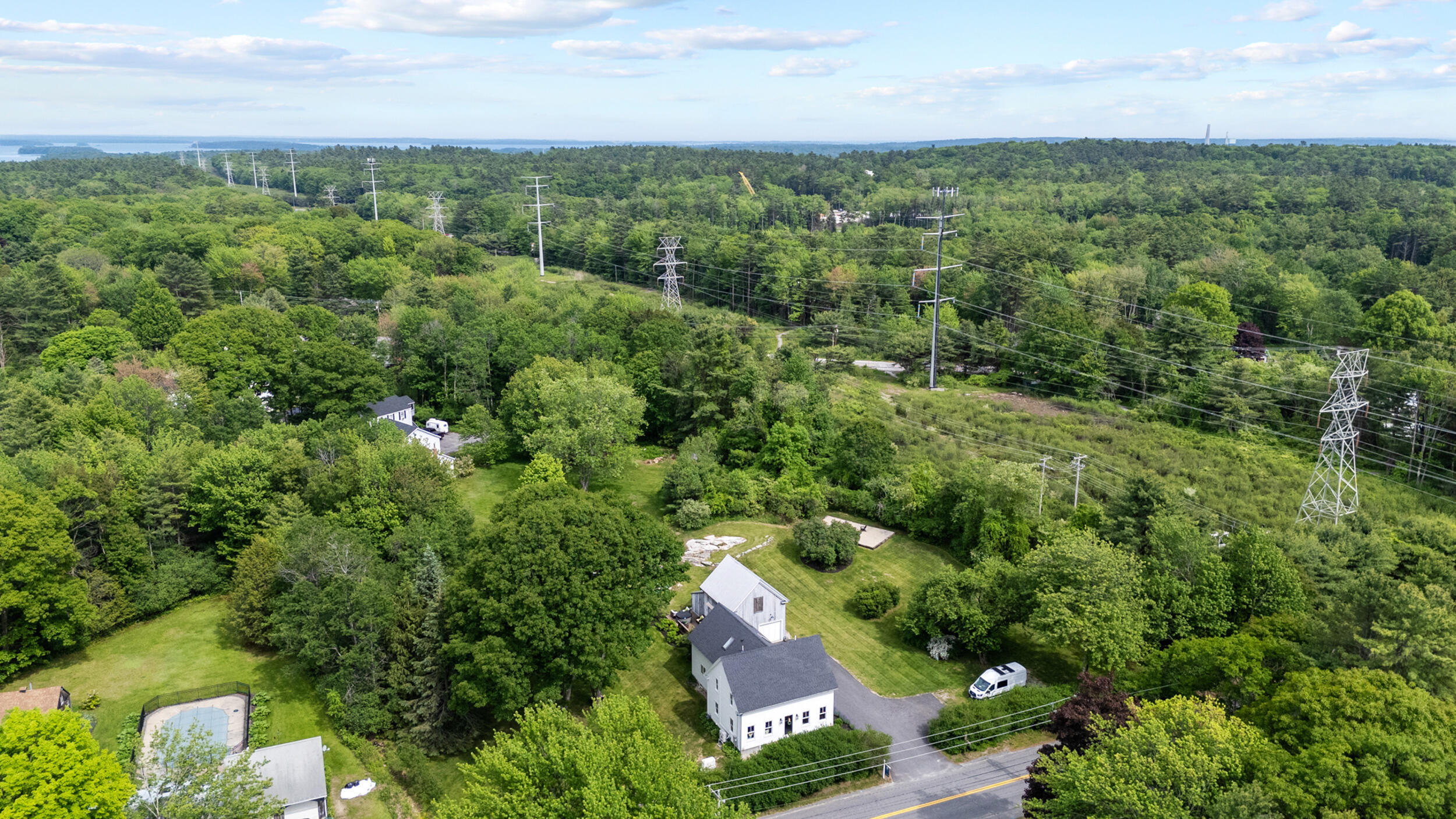 492 W Elm Street