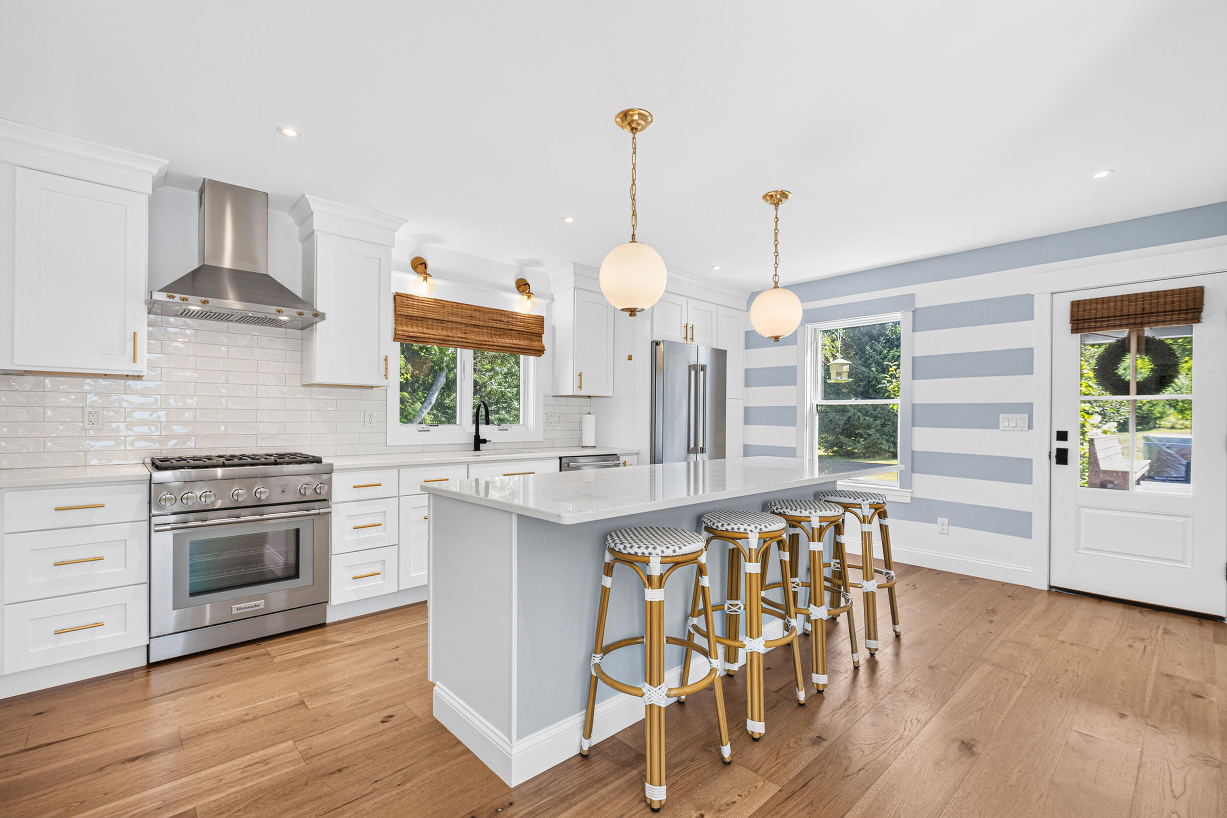 492 W Elm Street