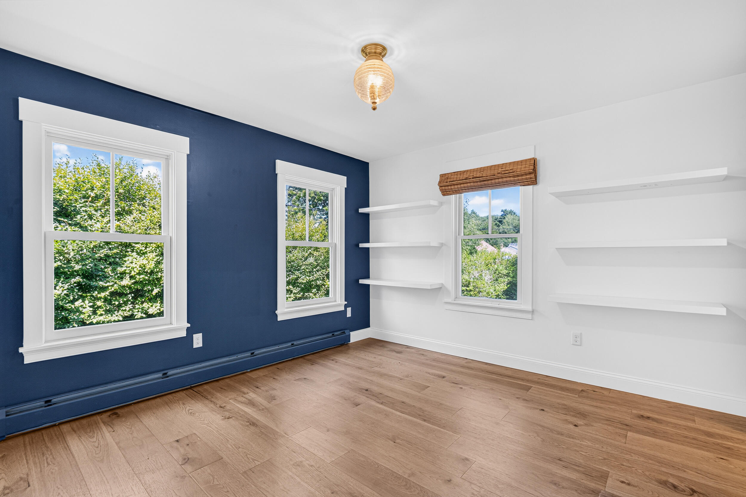 492 W Elm Street