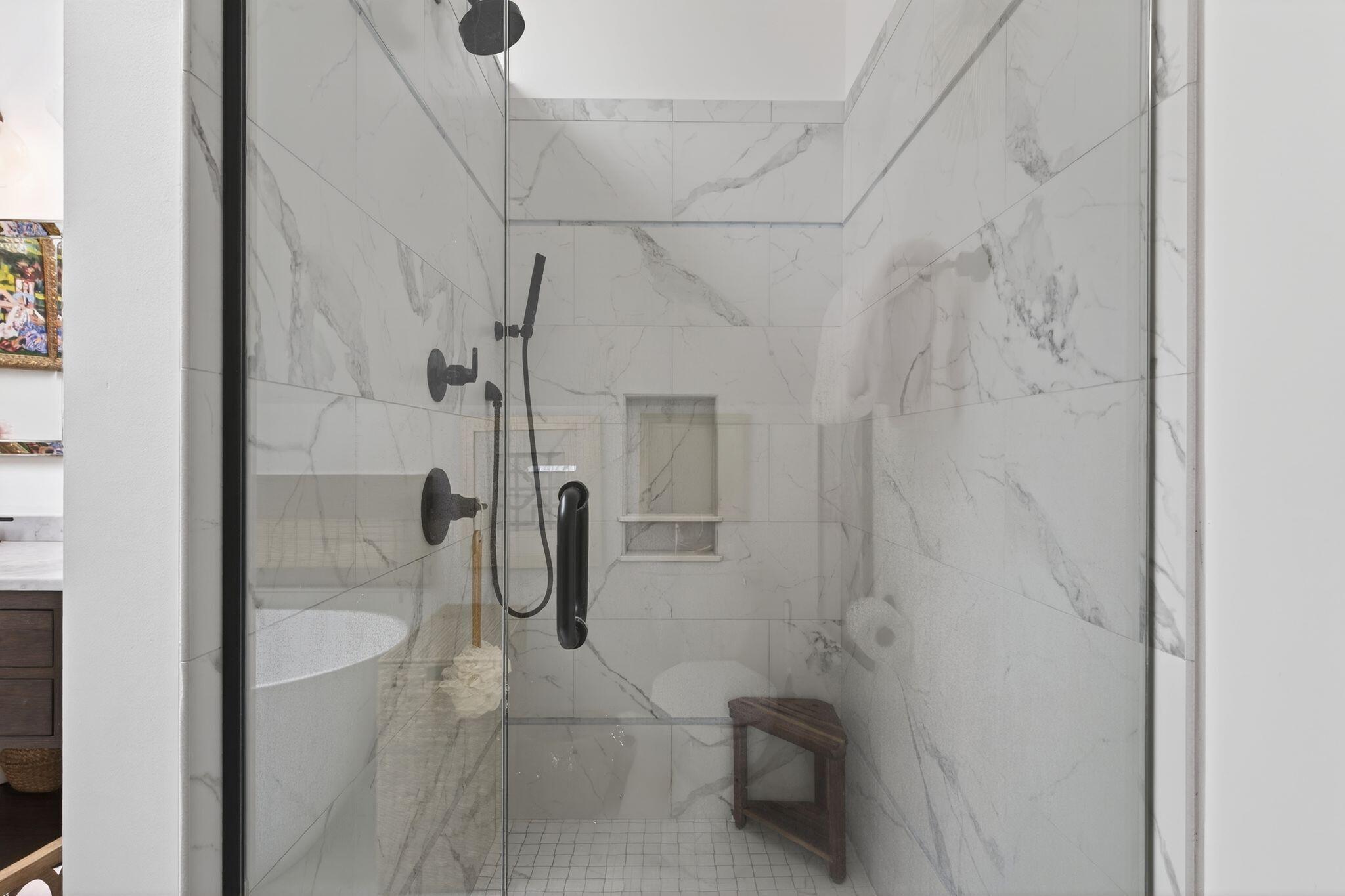 492 W Elm Street