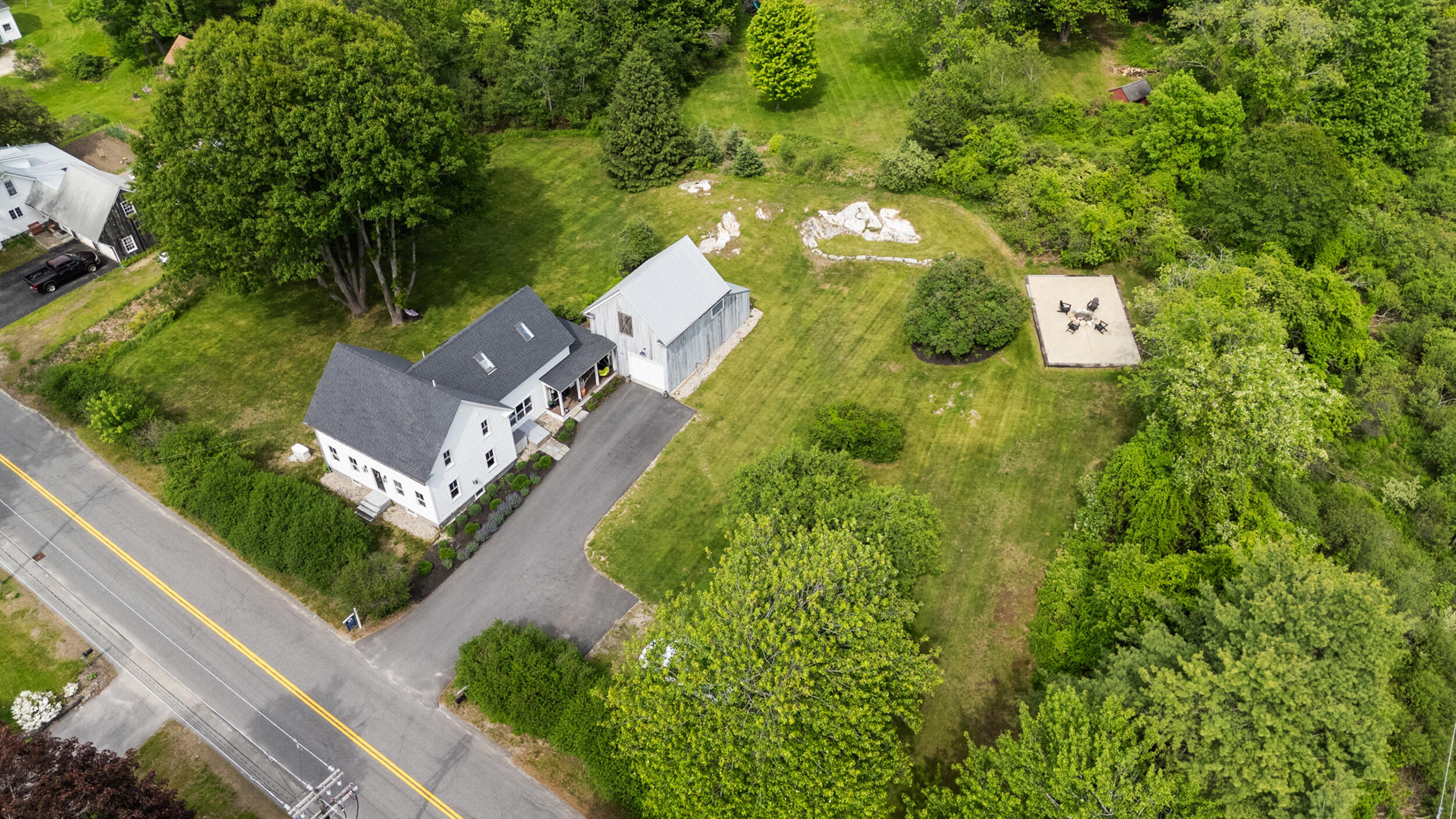 492 W Elm Street