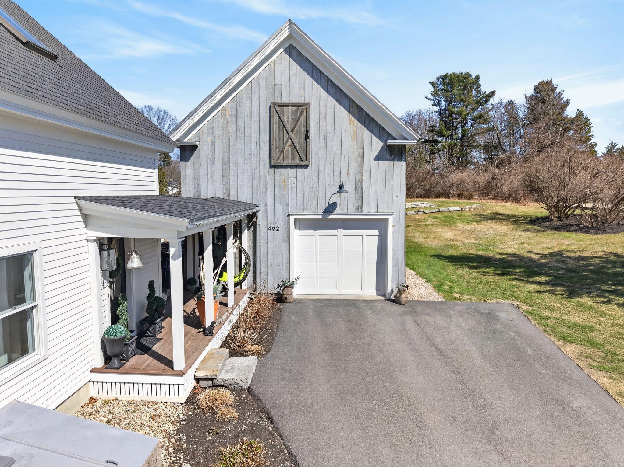 492 W Elm Street