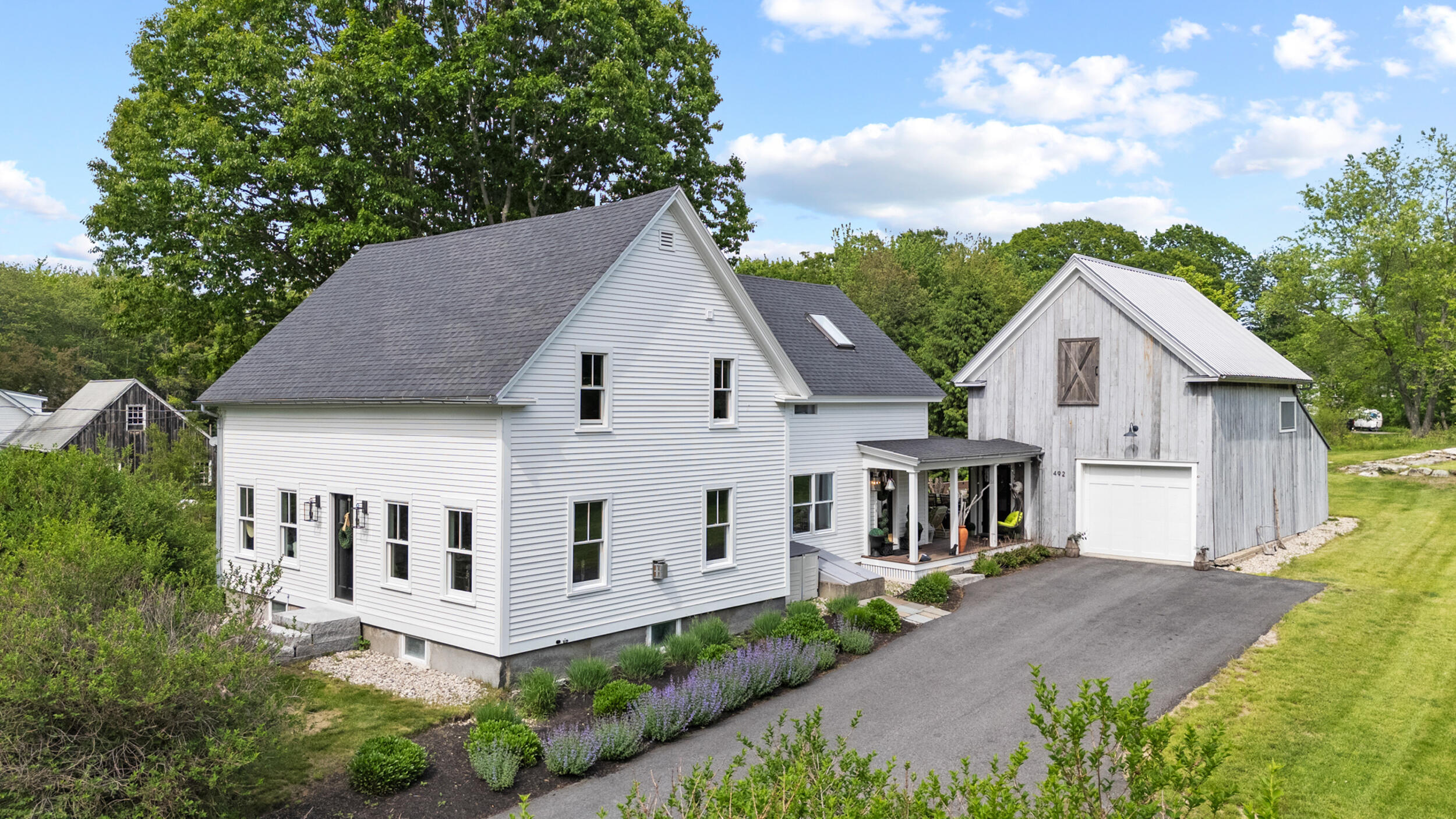 492 W Elm Street