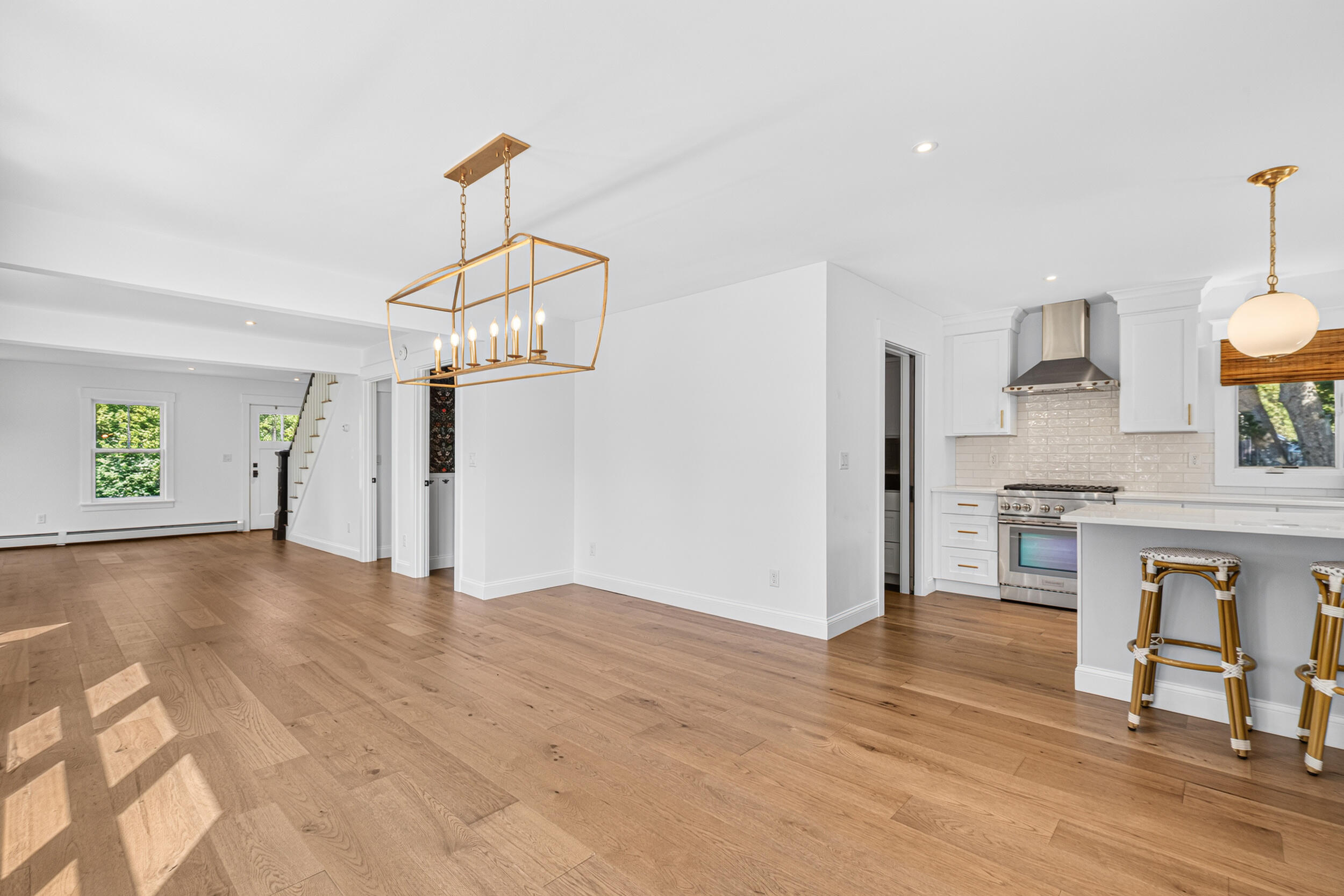492 W Elm Street