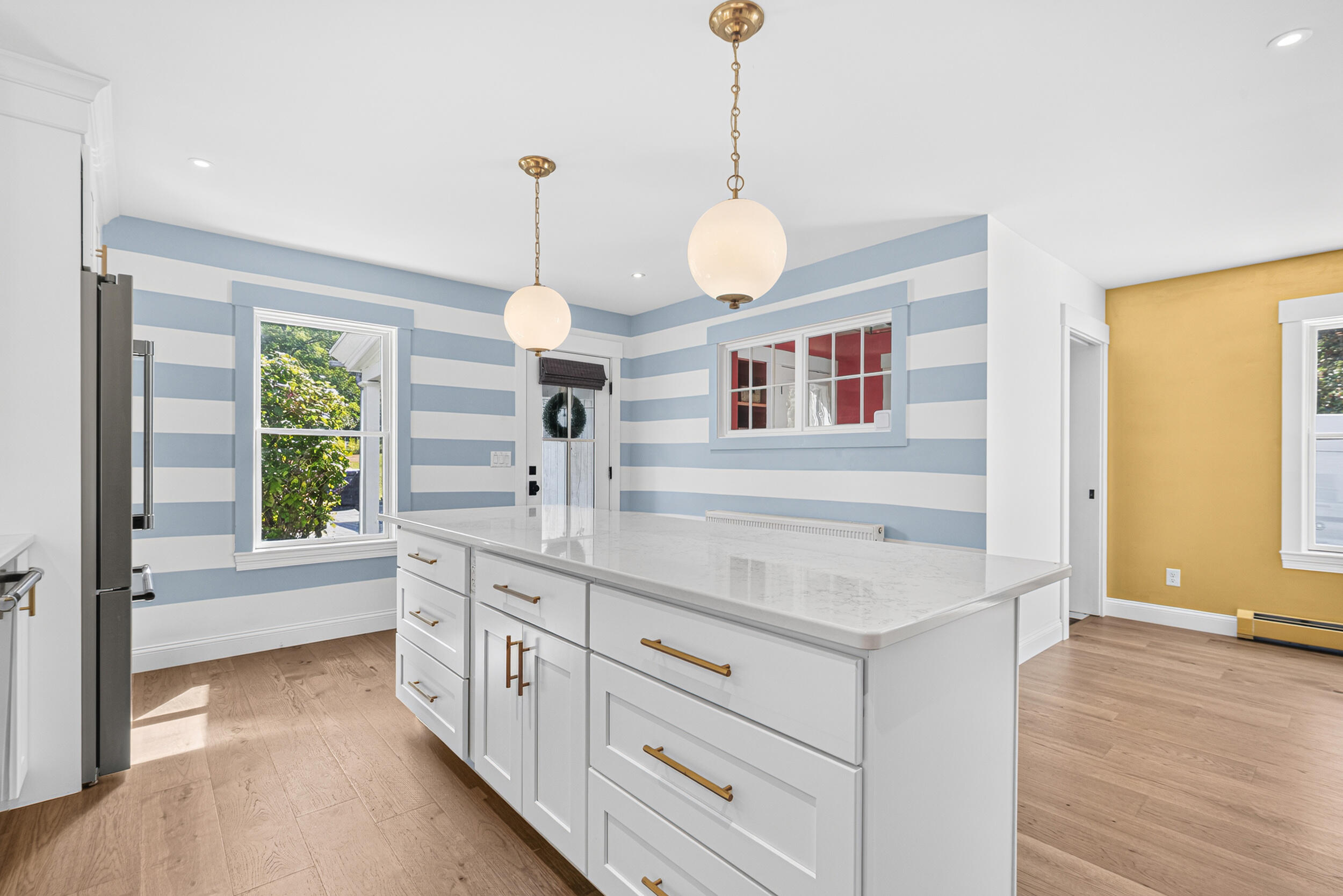 492 W Elm Street