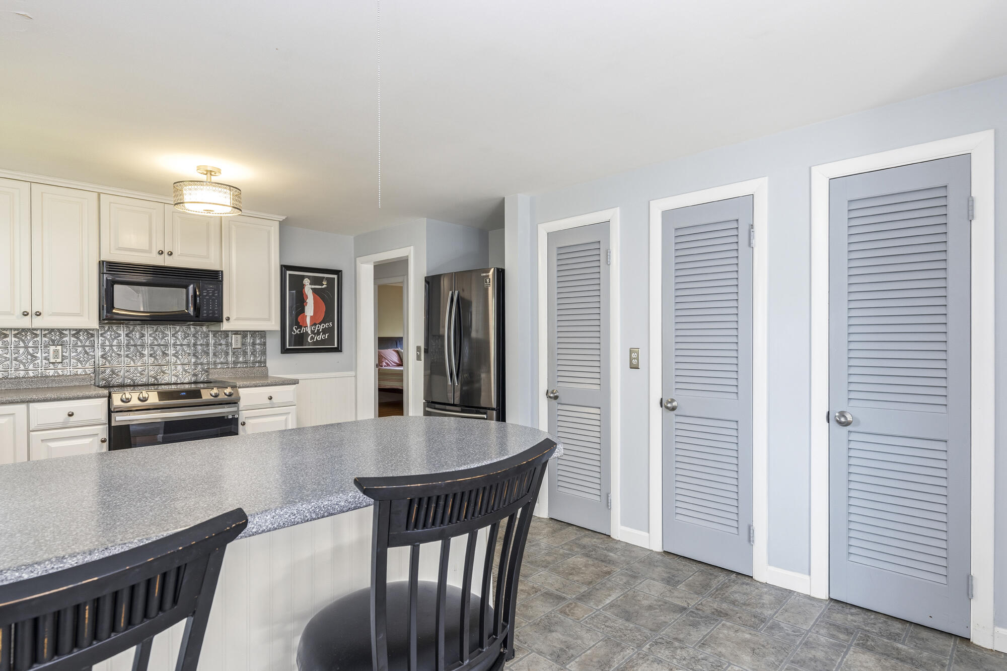 87 Ocean House Road