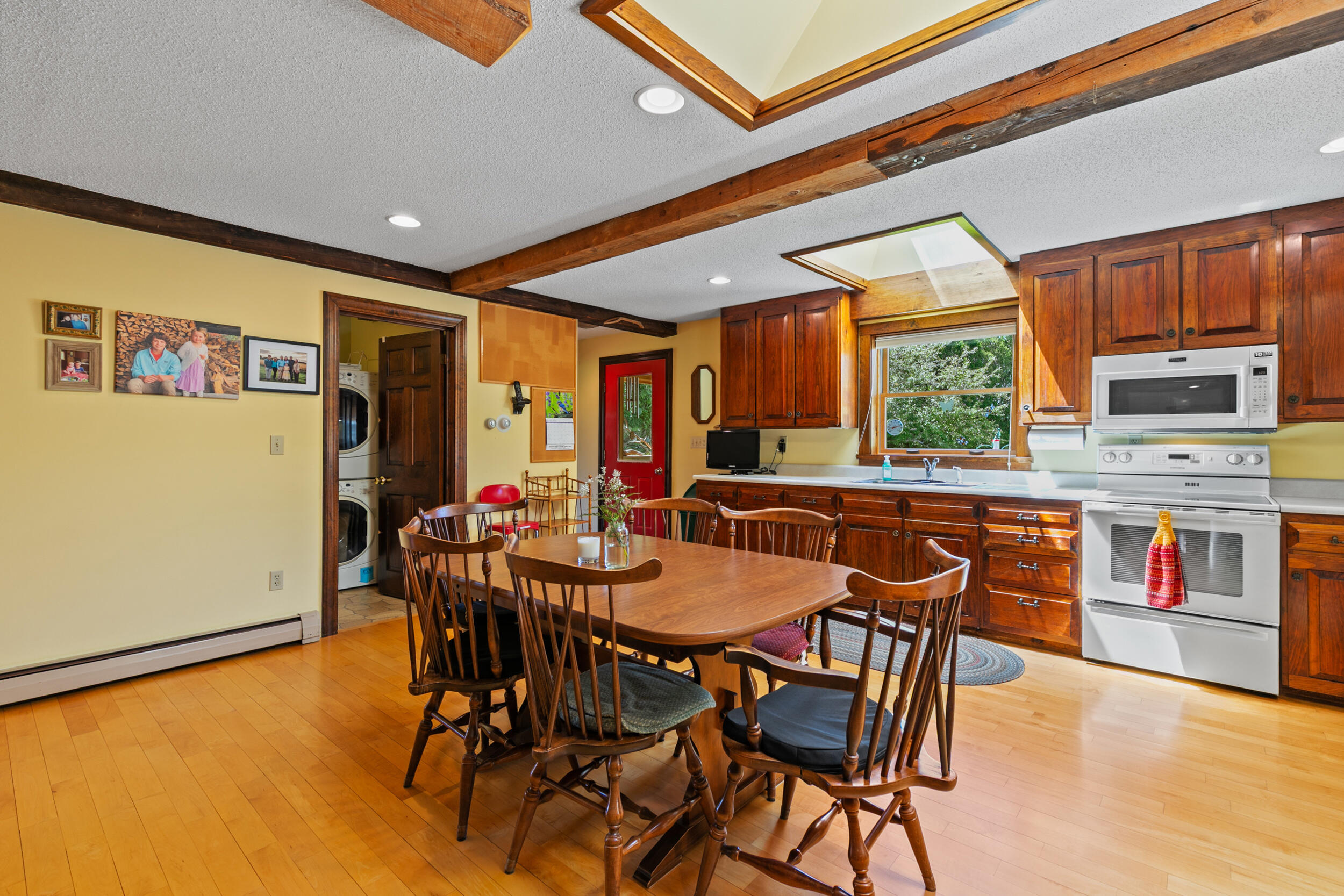 501 Mere Point Road
