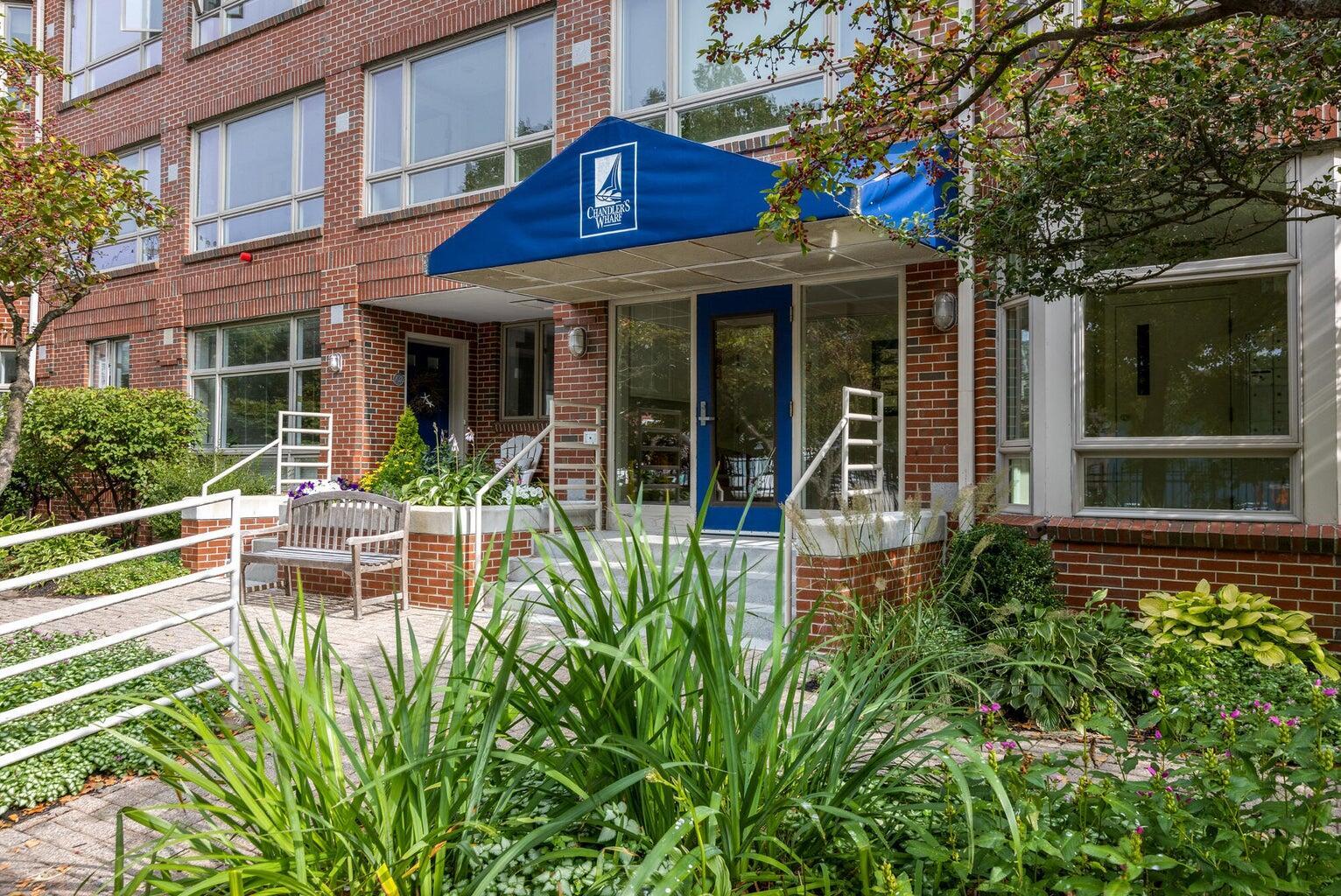 715 Chandlers Wharf 715