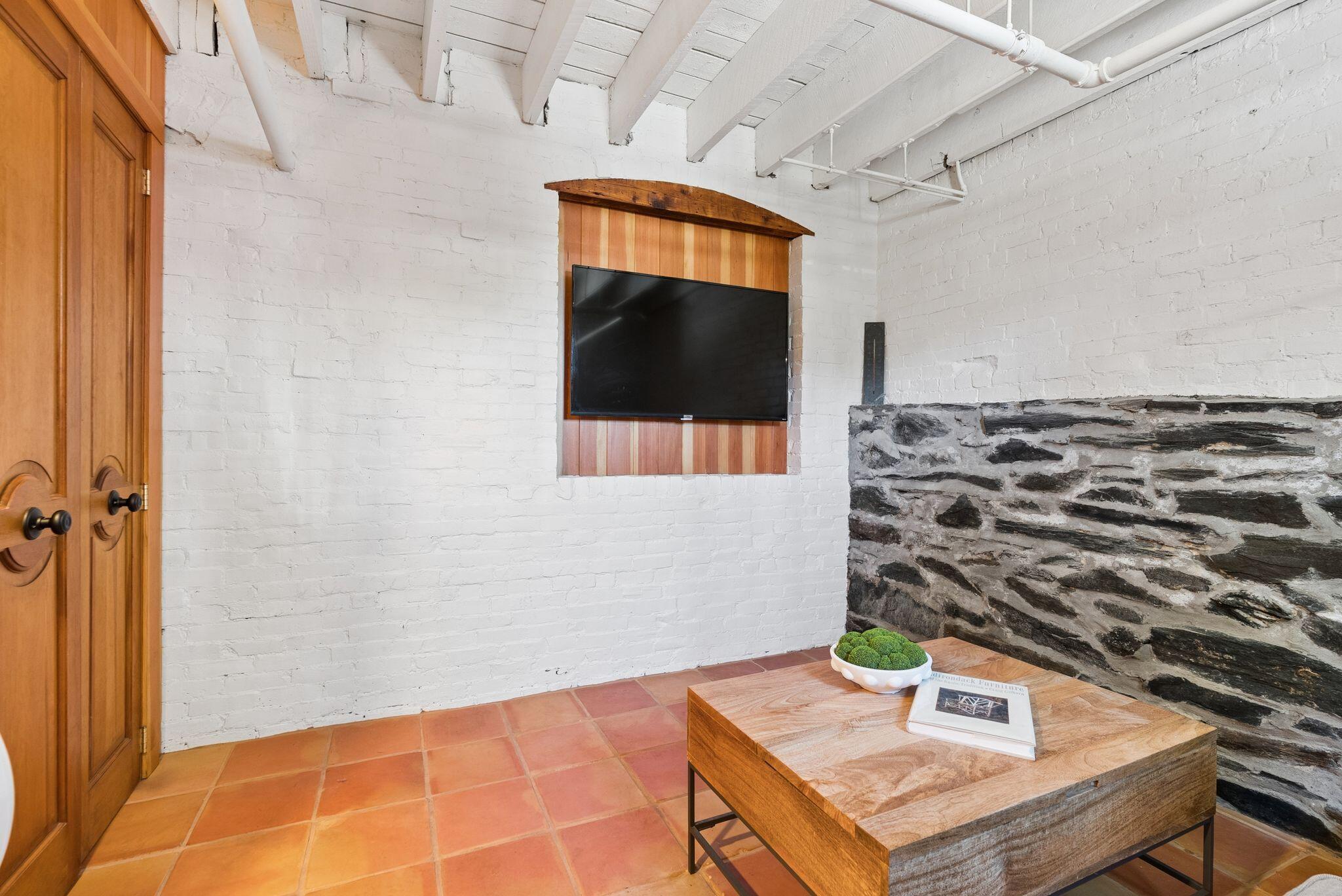 126 Park Street 6