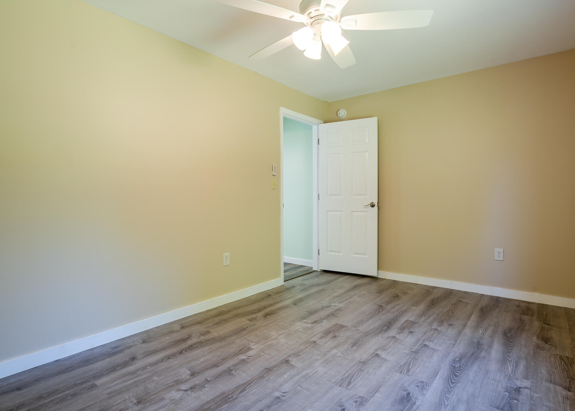 256 Meadow Road
