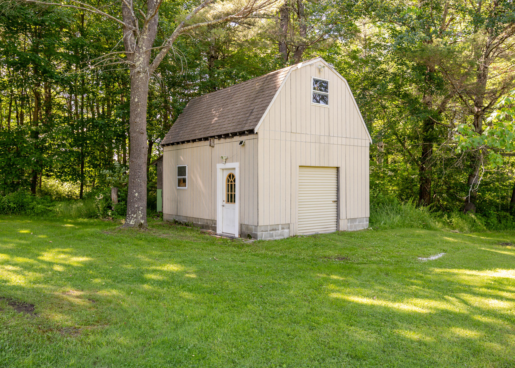 256 Meadow Road