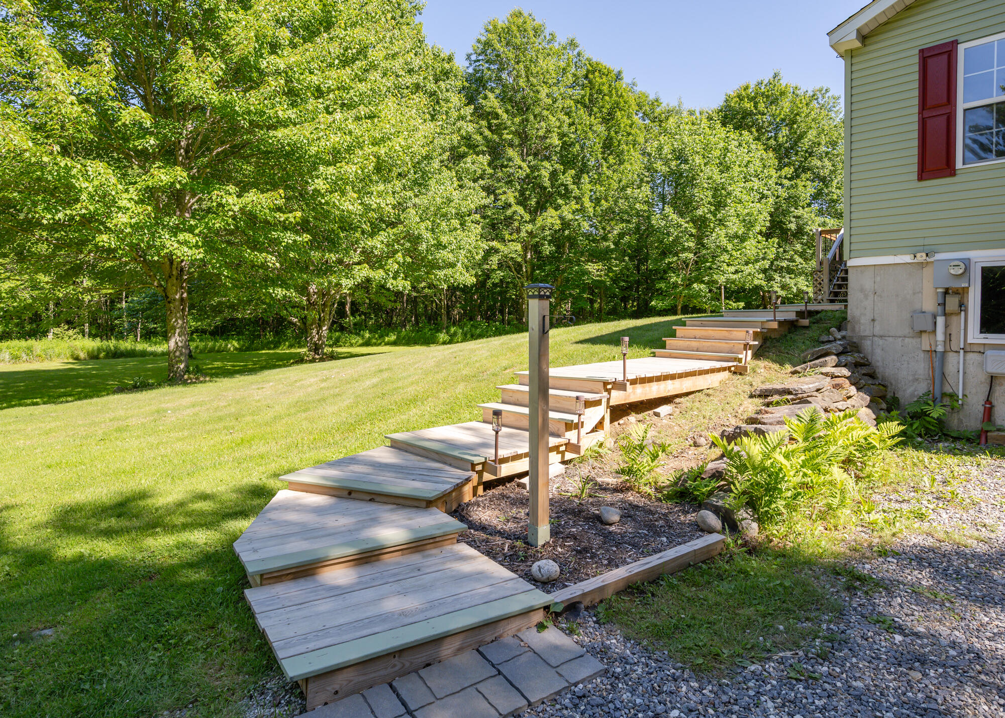 256 Meadow Road