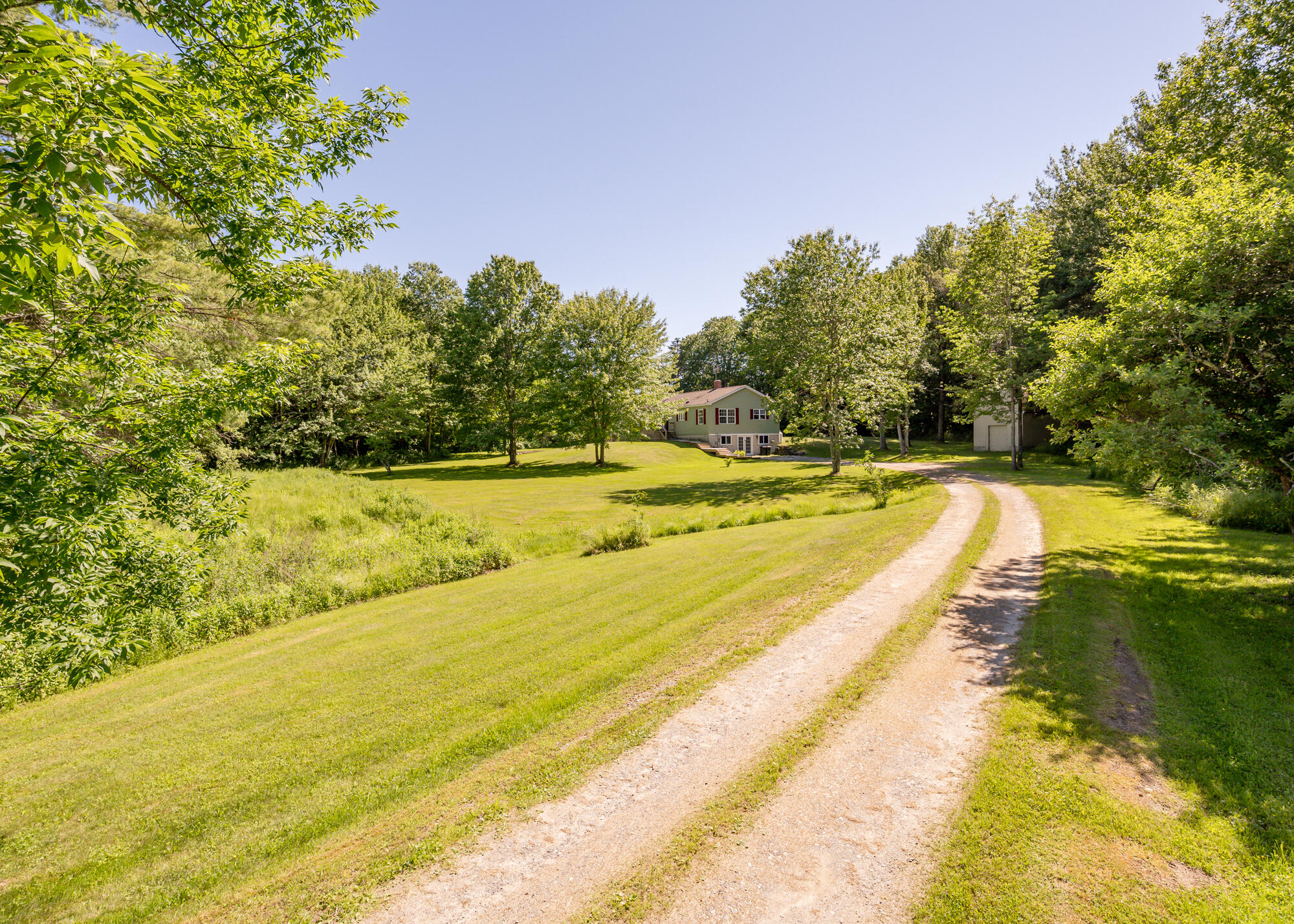 256 Meadow Road