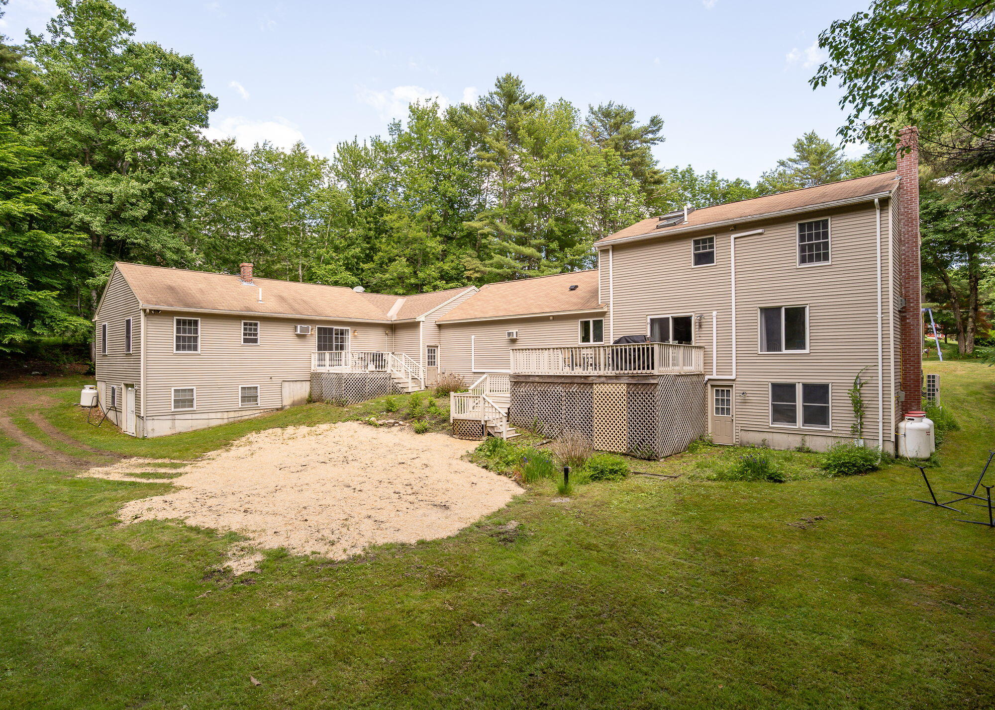 11 Merrill Road