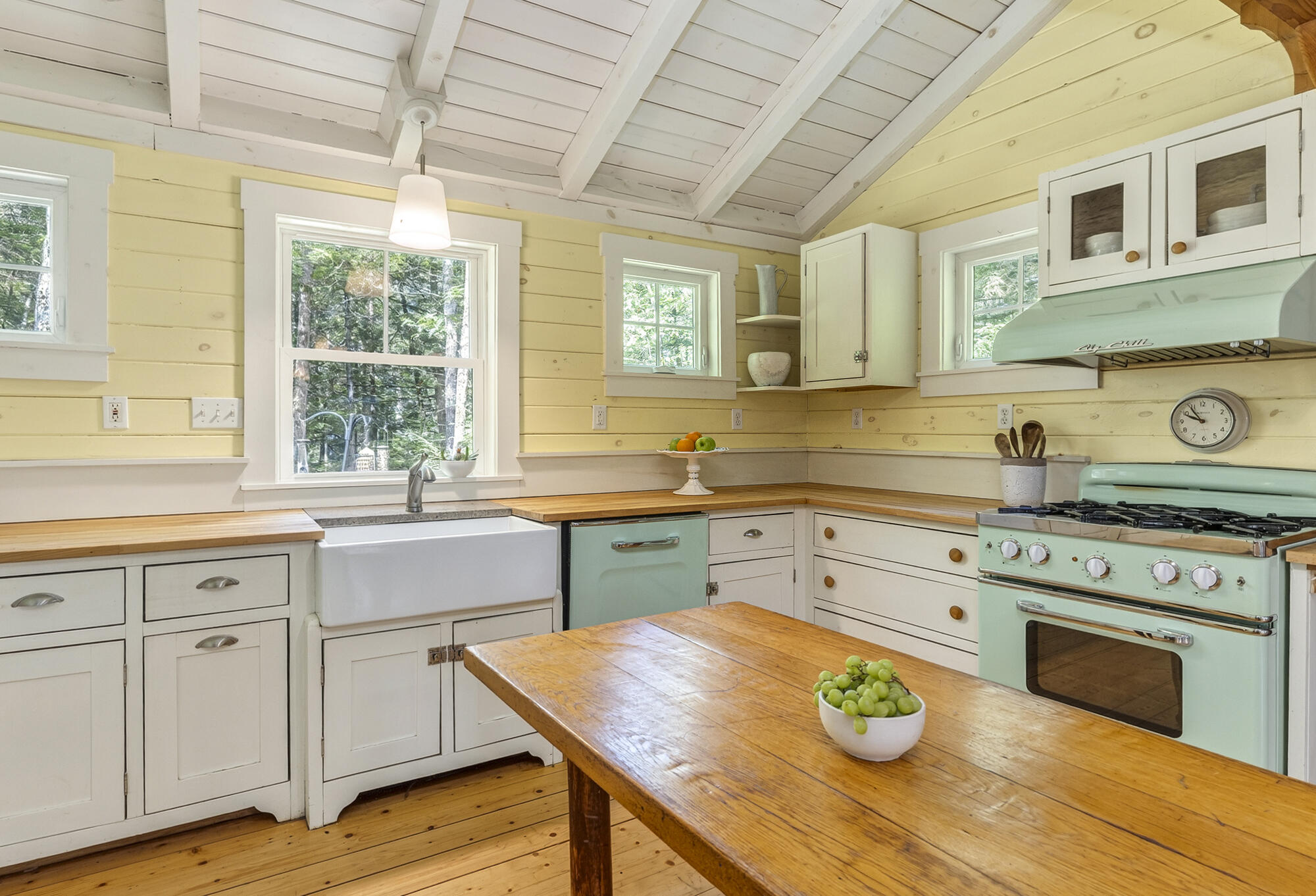109 Pleasant Hill Road