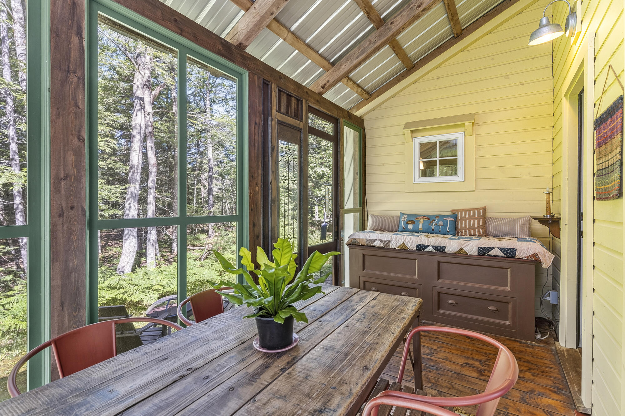 109 Pleasant Hill Road