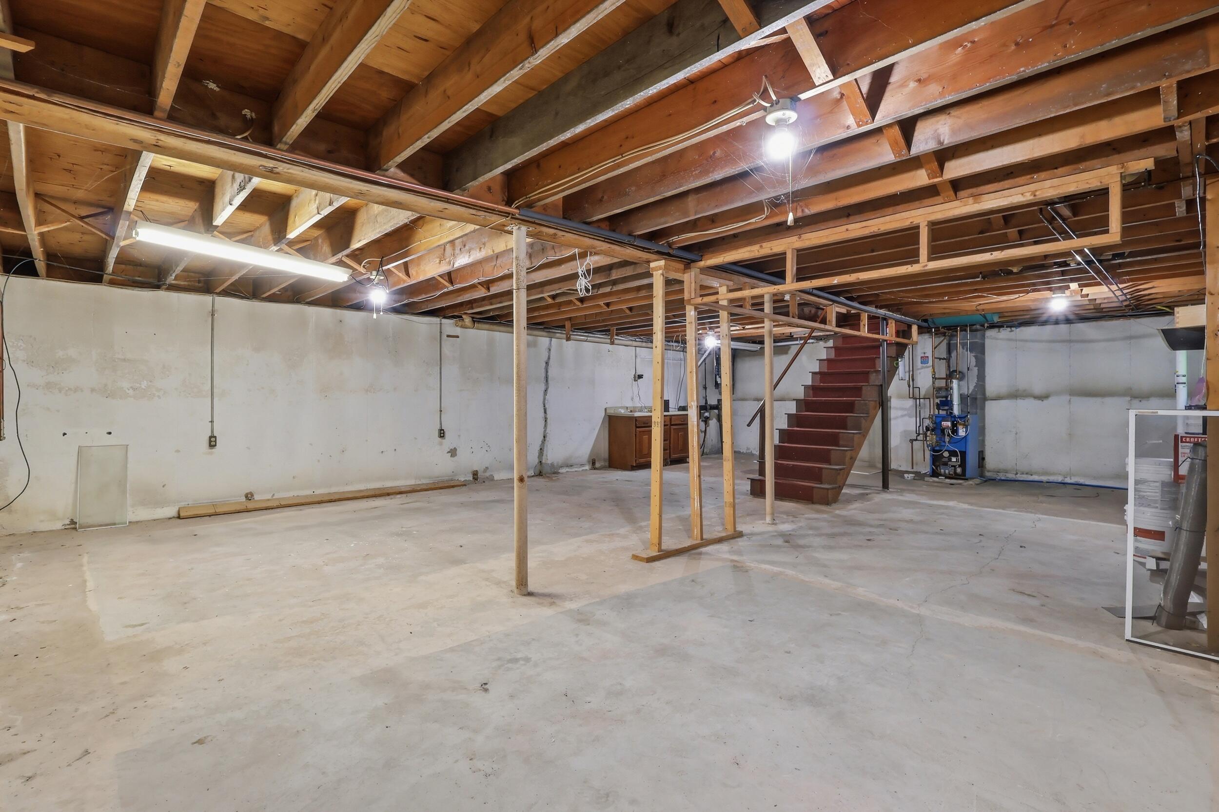 12 Saint Patrick Avenue