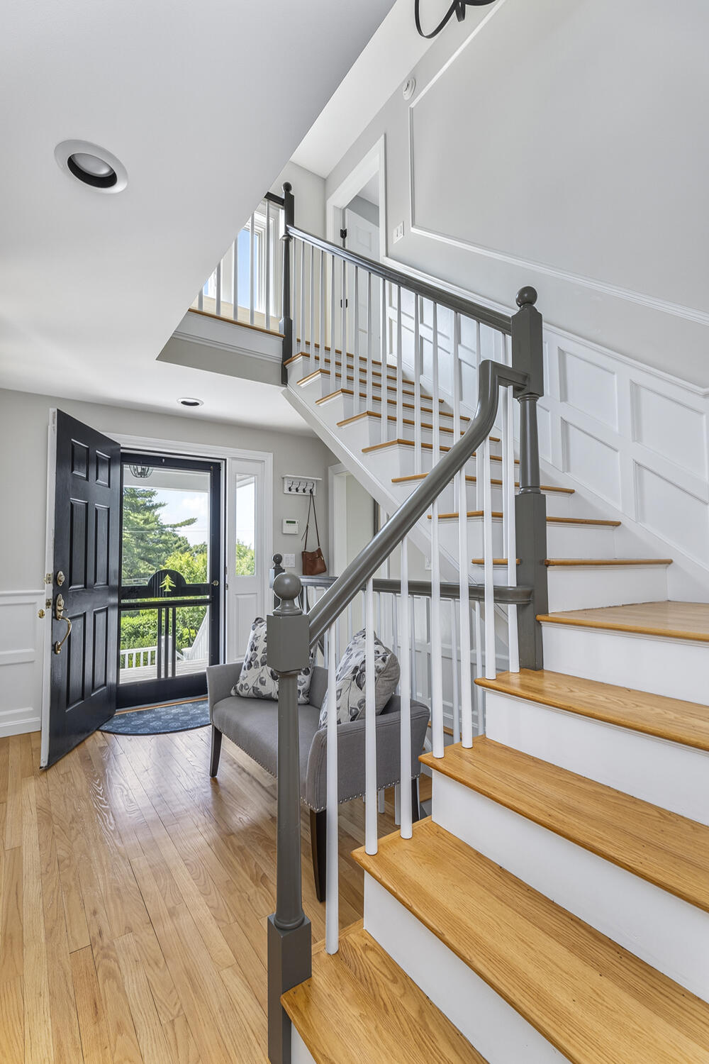 4 Ledge Road
