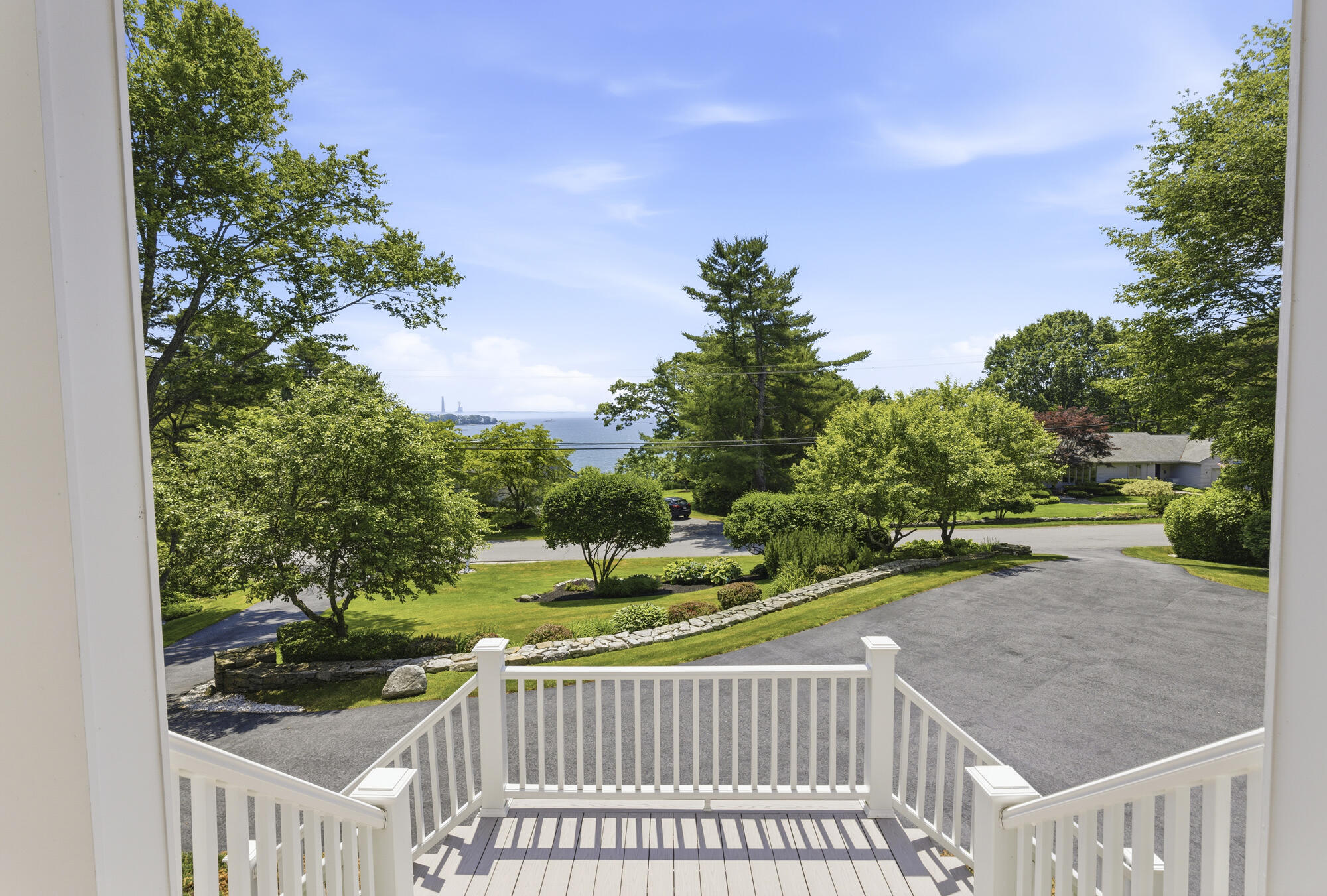 4 Ledge Road