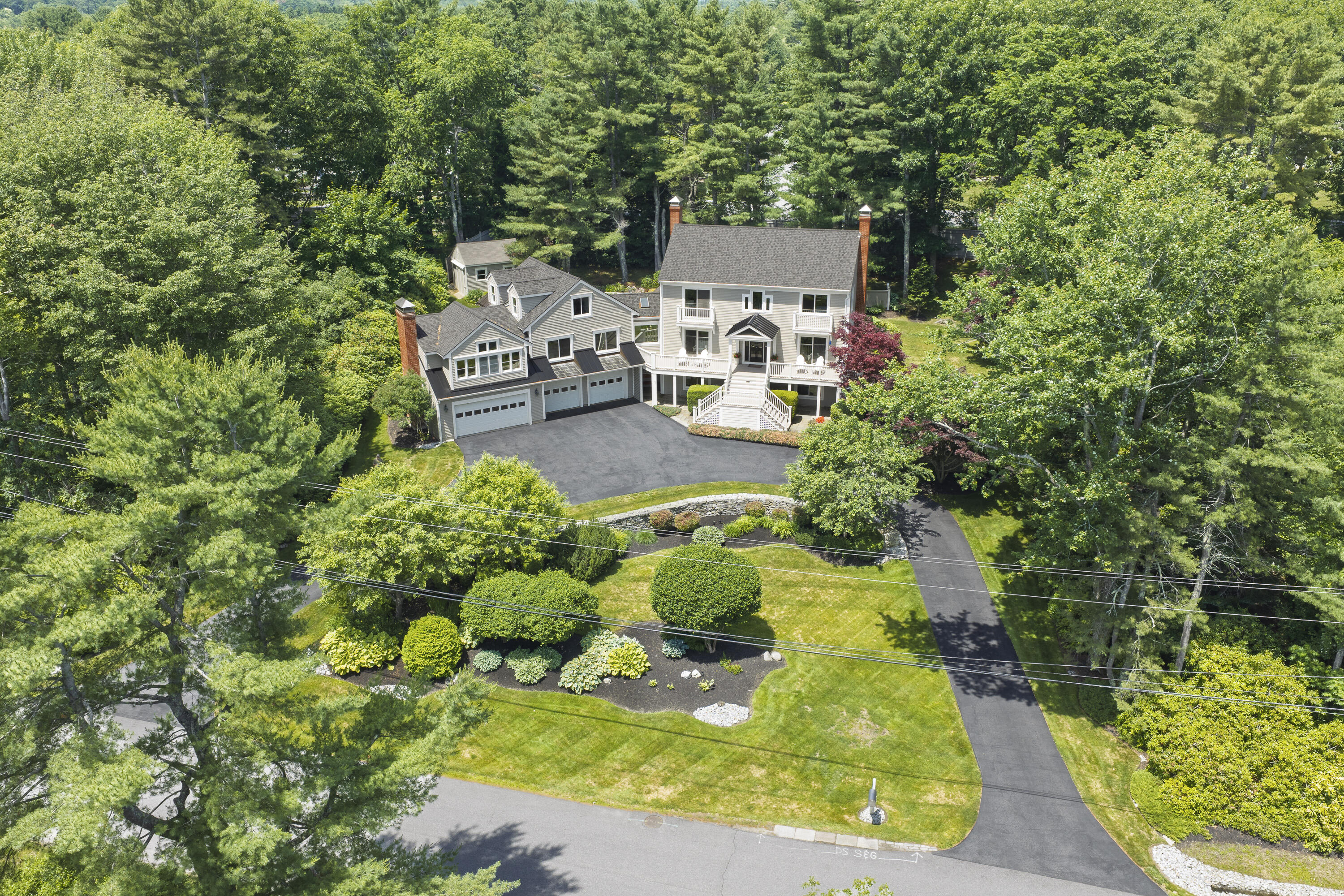 4 Ledge Road
