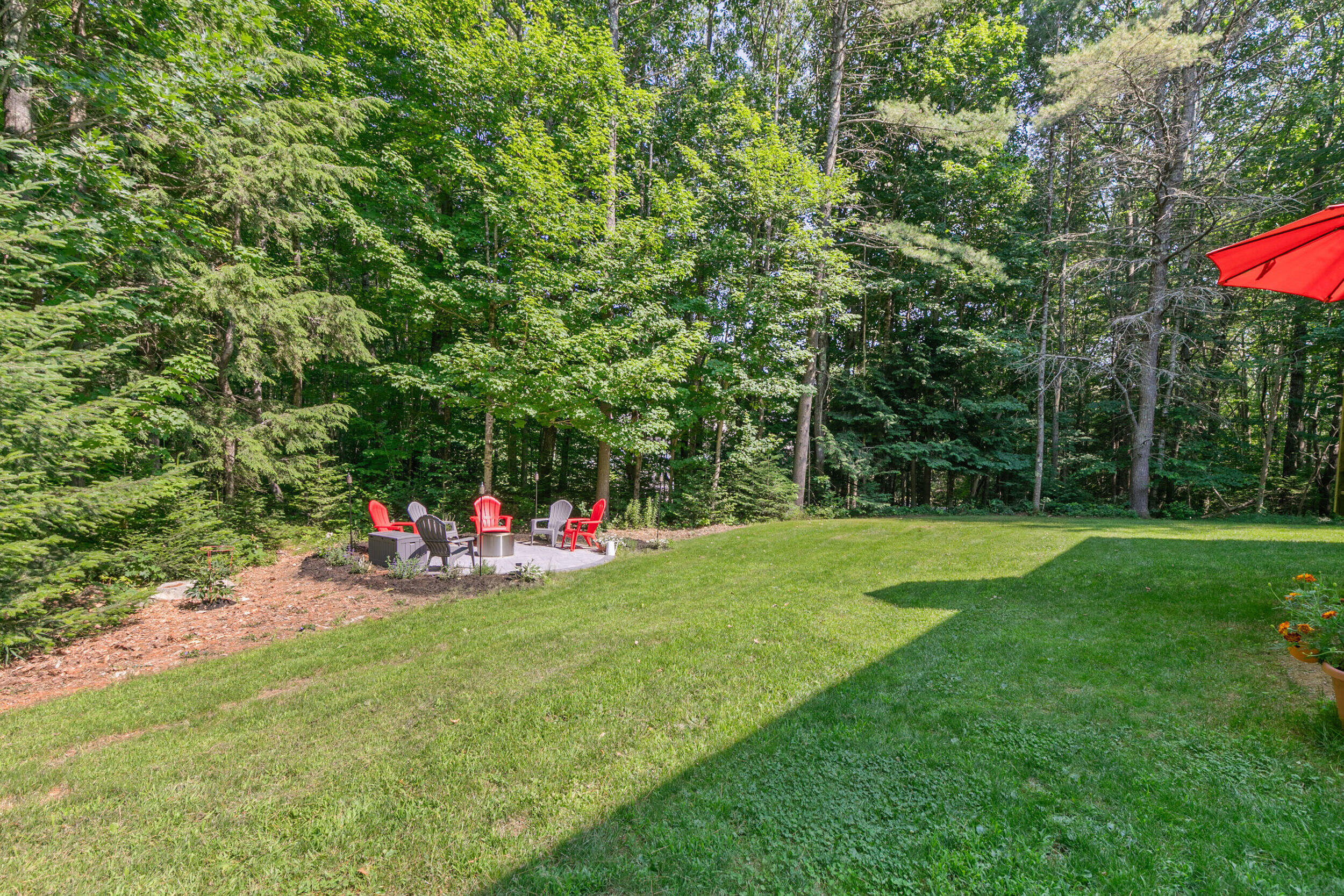 60 Ledgewood Drive