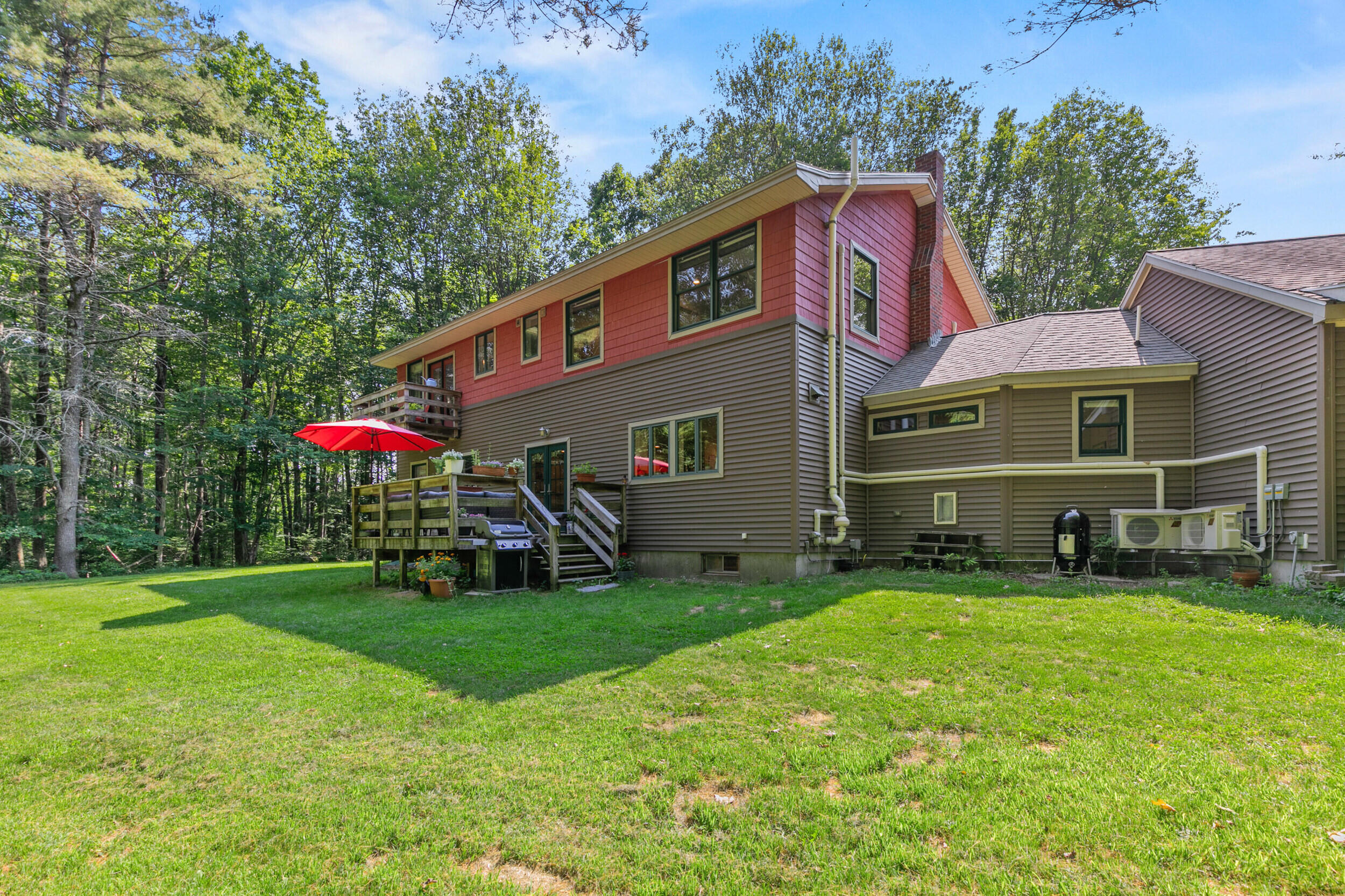 60 Ledgewood Drive