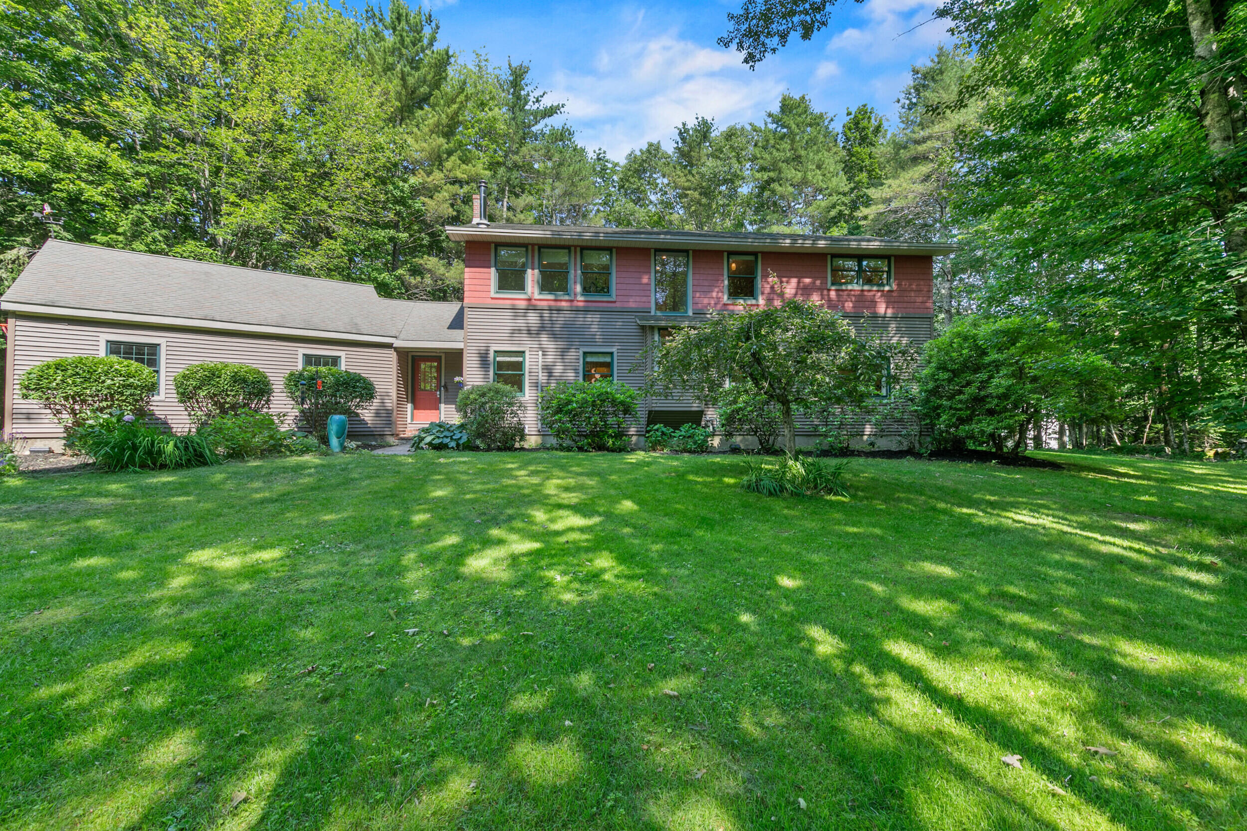 60 Ledgewood Drive