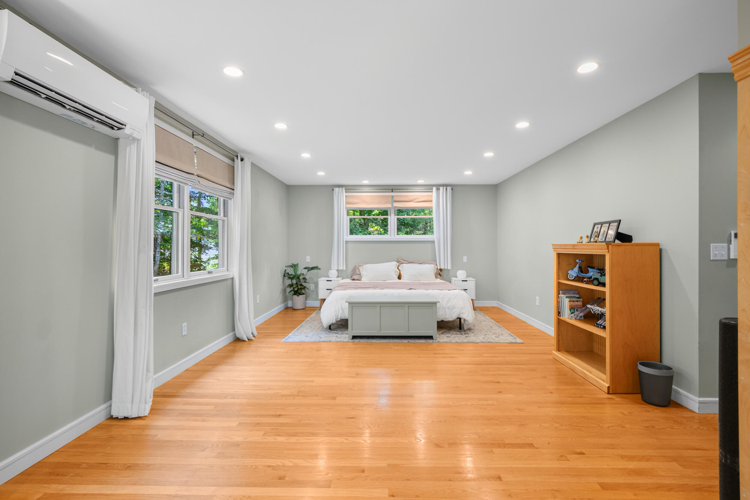 60 Ledgewood Drive