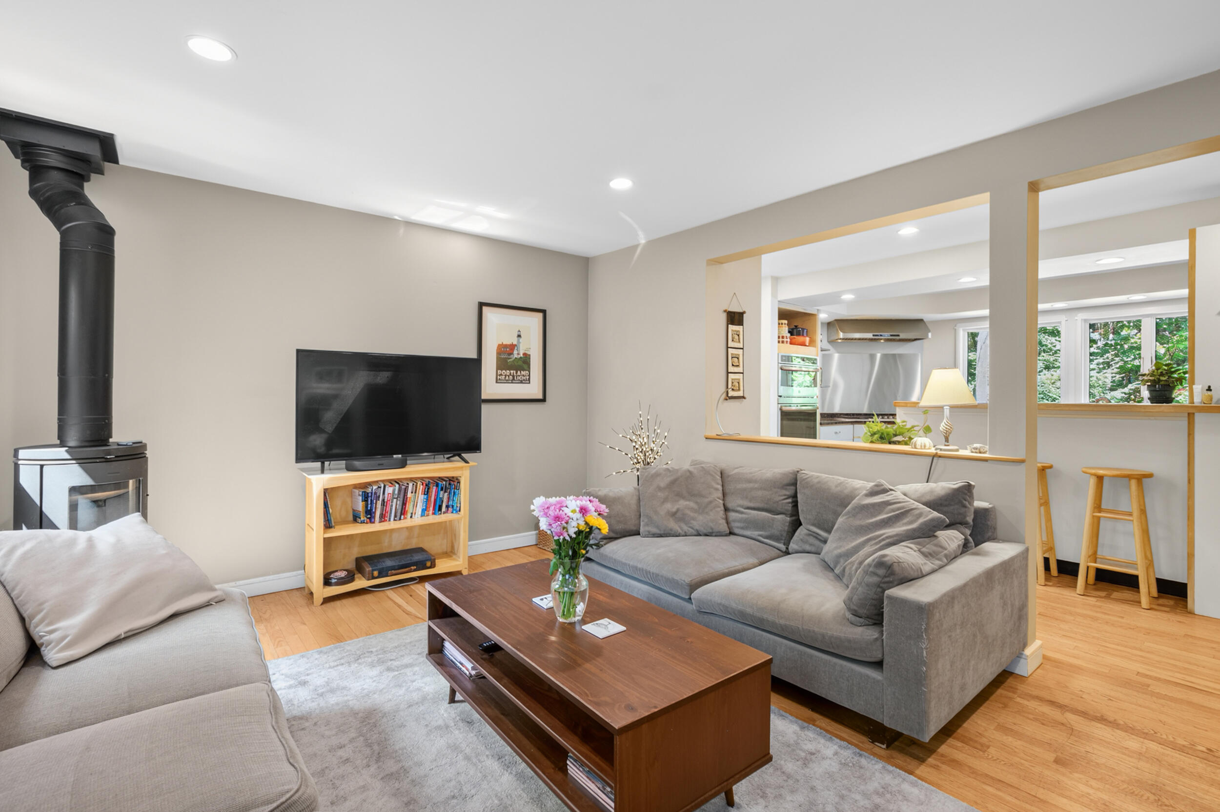 60 Ledgewood Drive