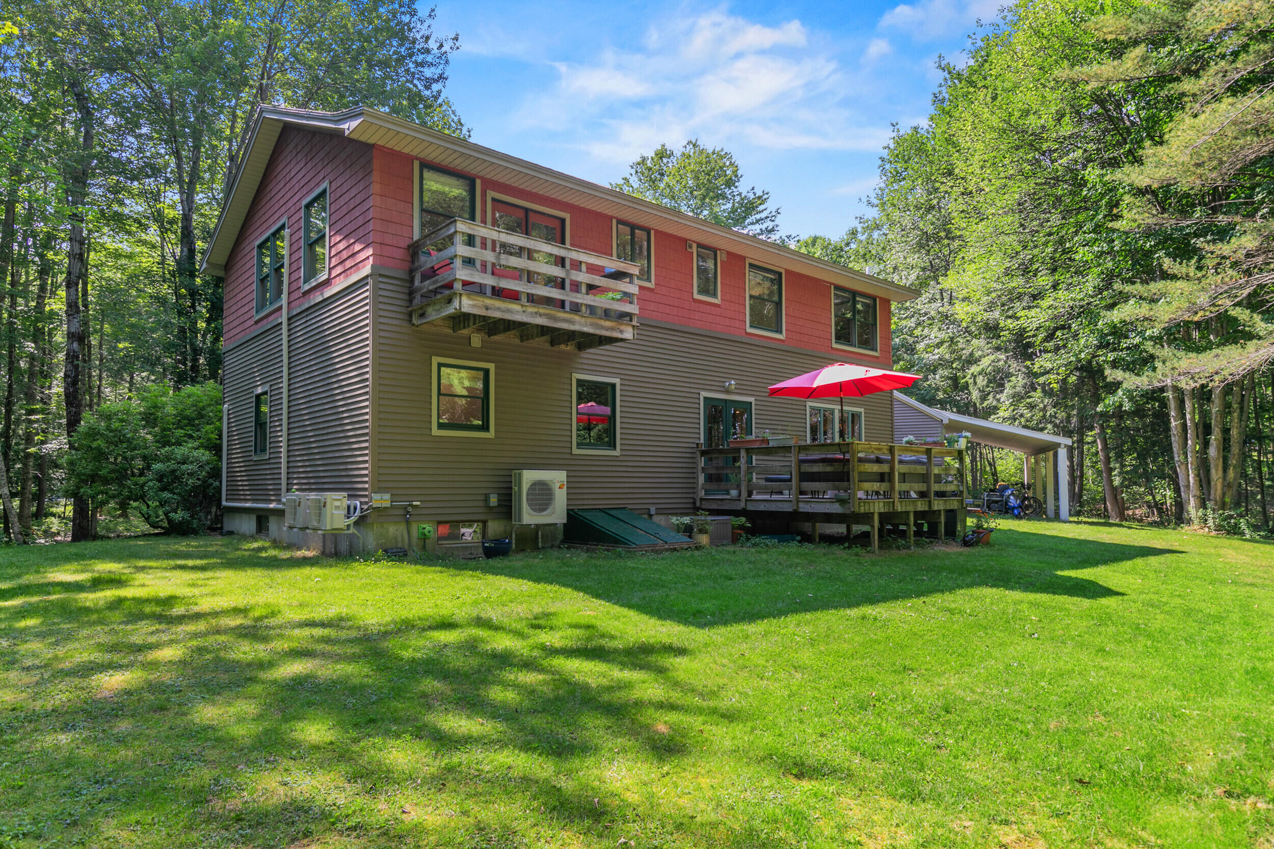 60 Ledgewood Drive