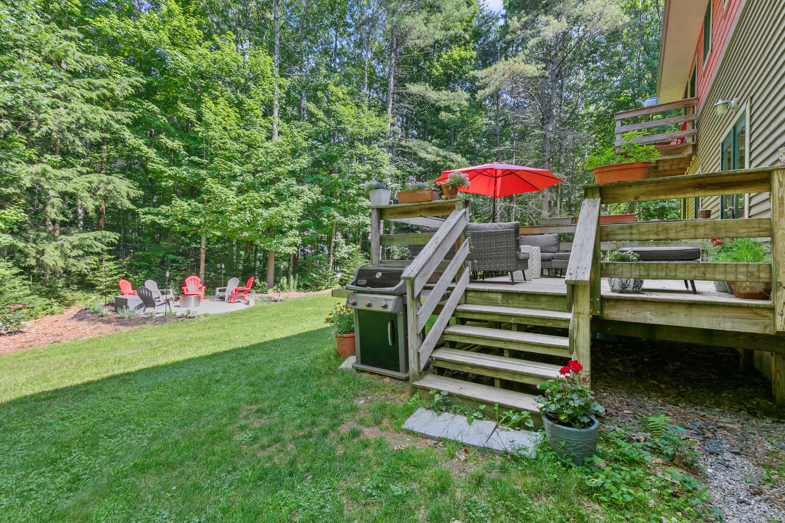 60 Ledgewood Drive