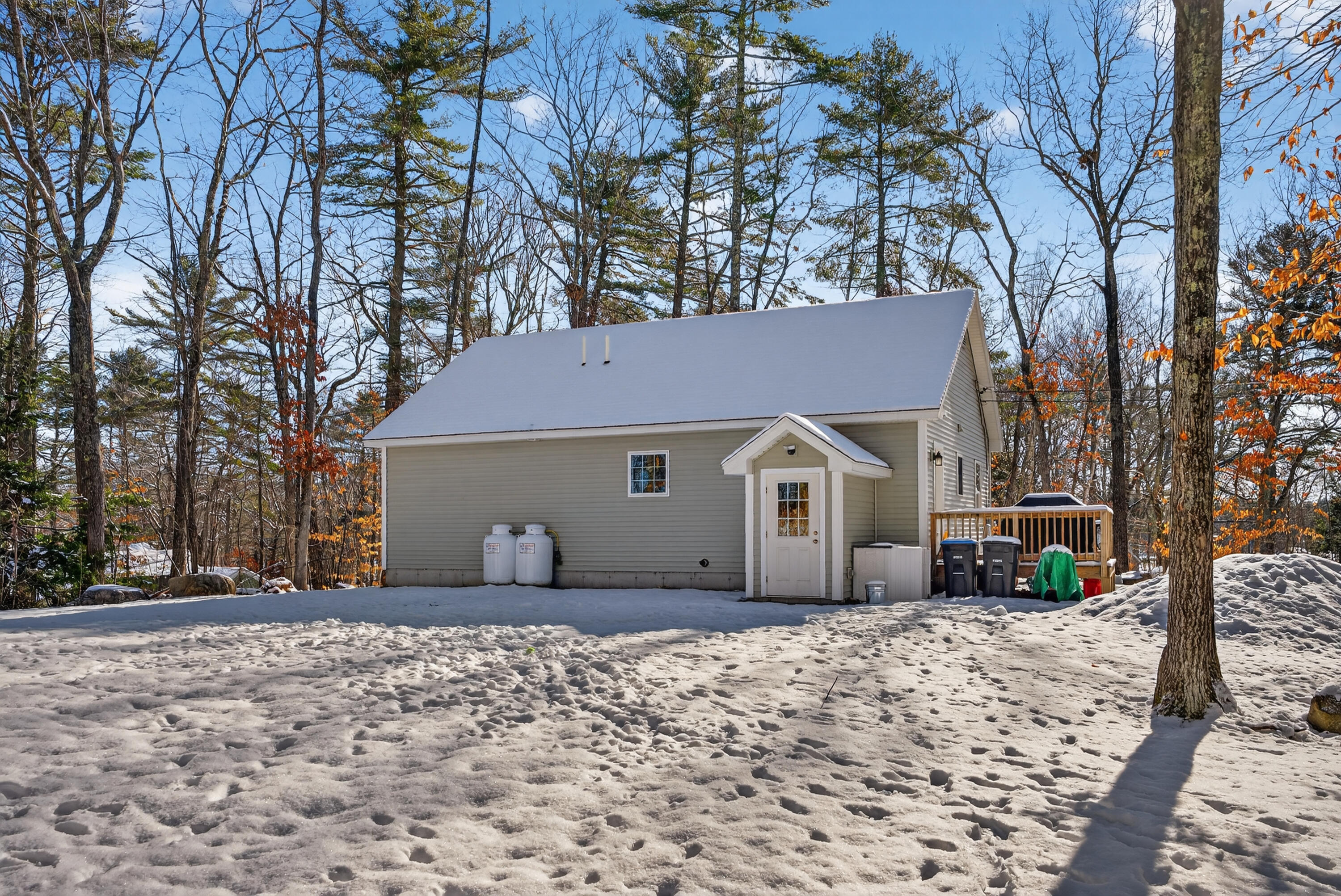 11 Bates Lane