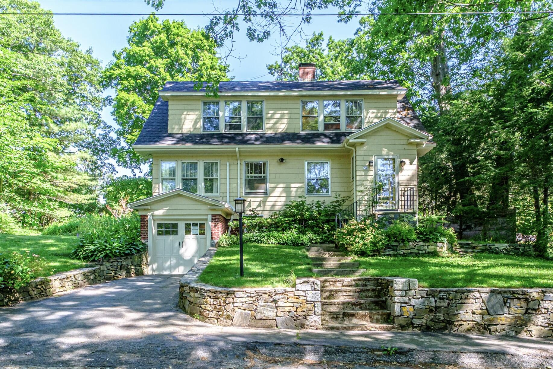 72 Stonybrook Road