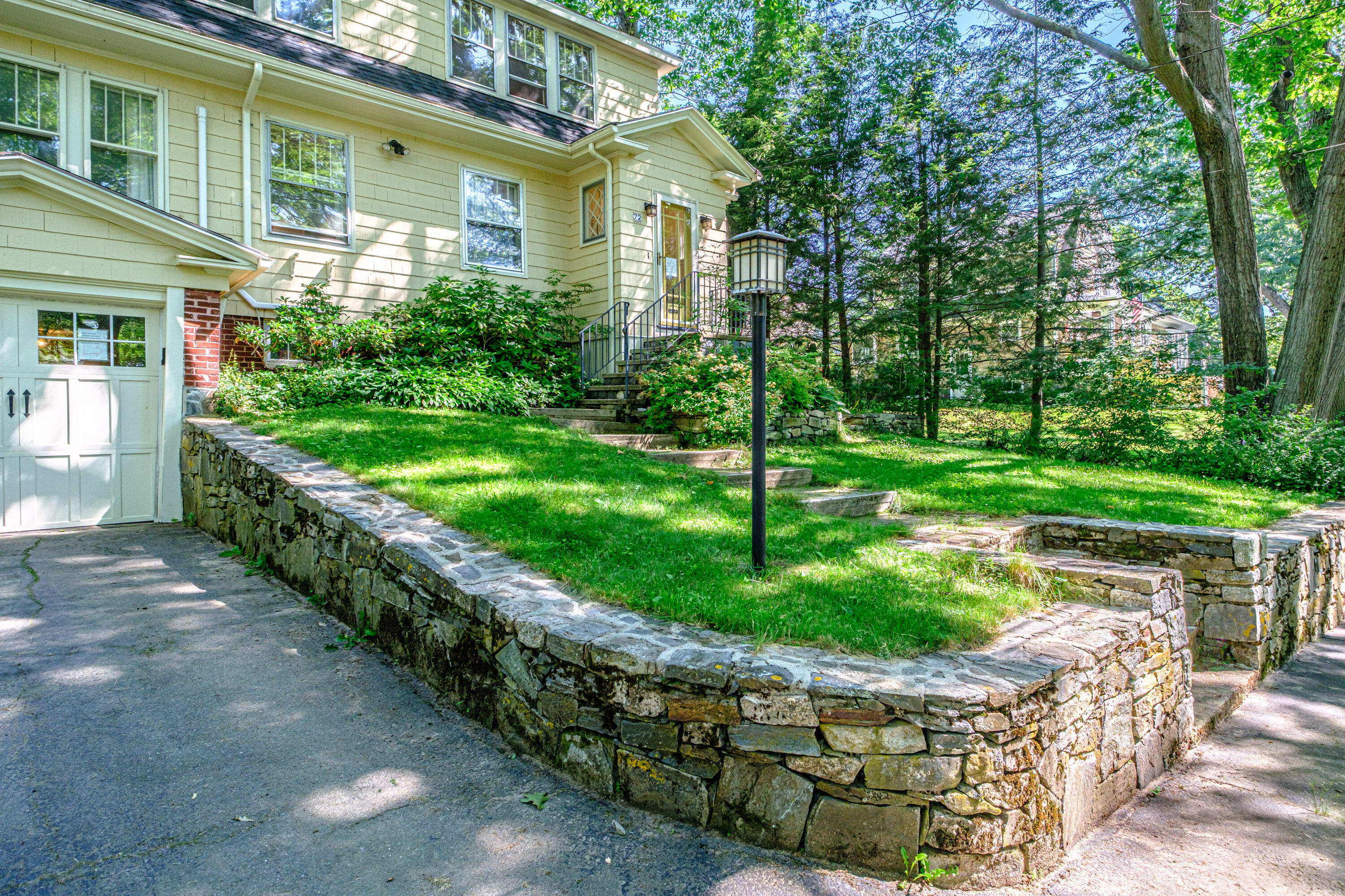 72 Stonybrook Road