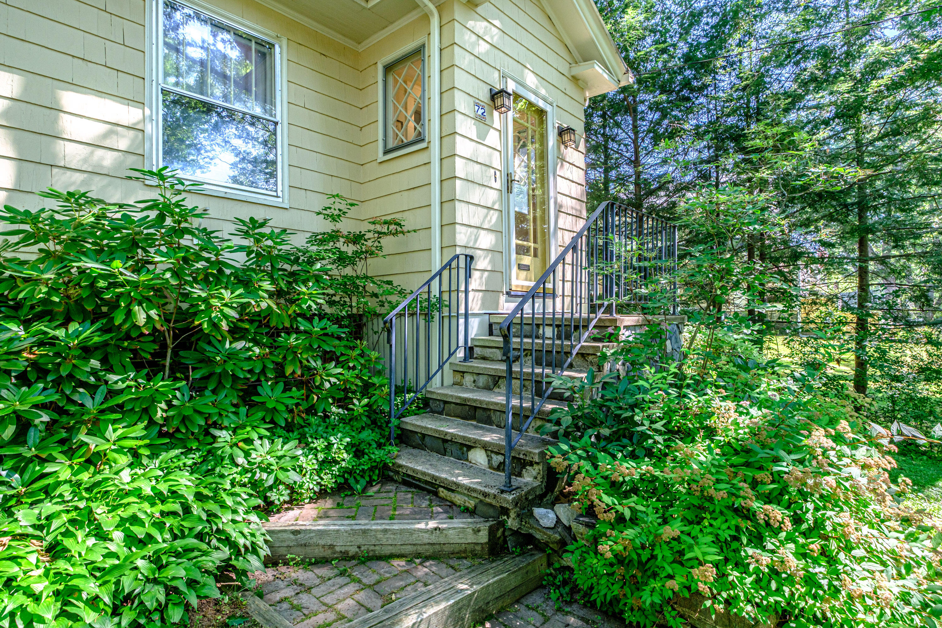 72 Stonybrook Road