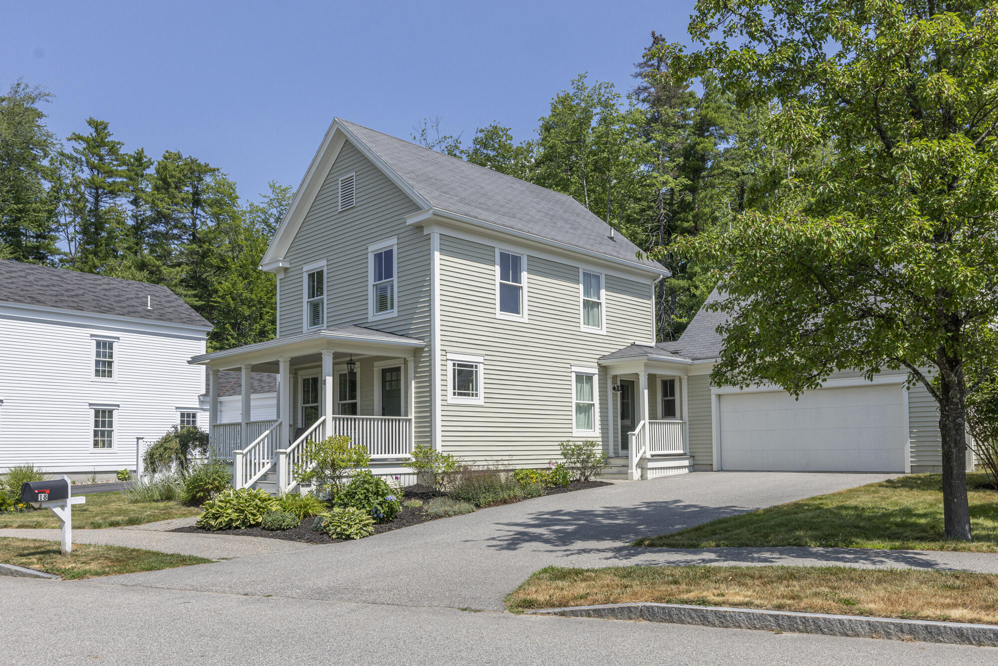 18 Ballantyne Drive