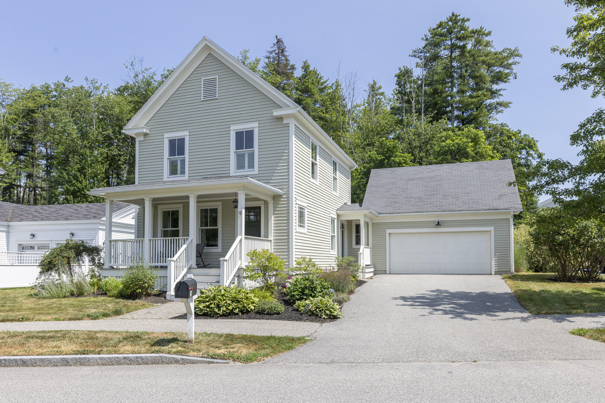 18 Ballantyne Drive