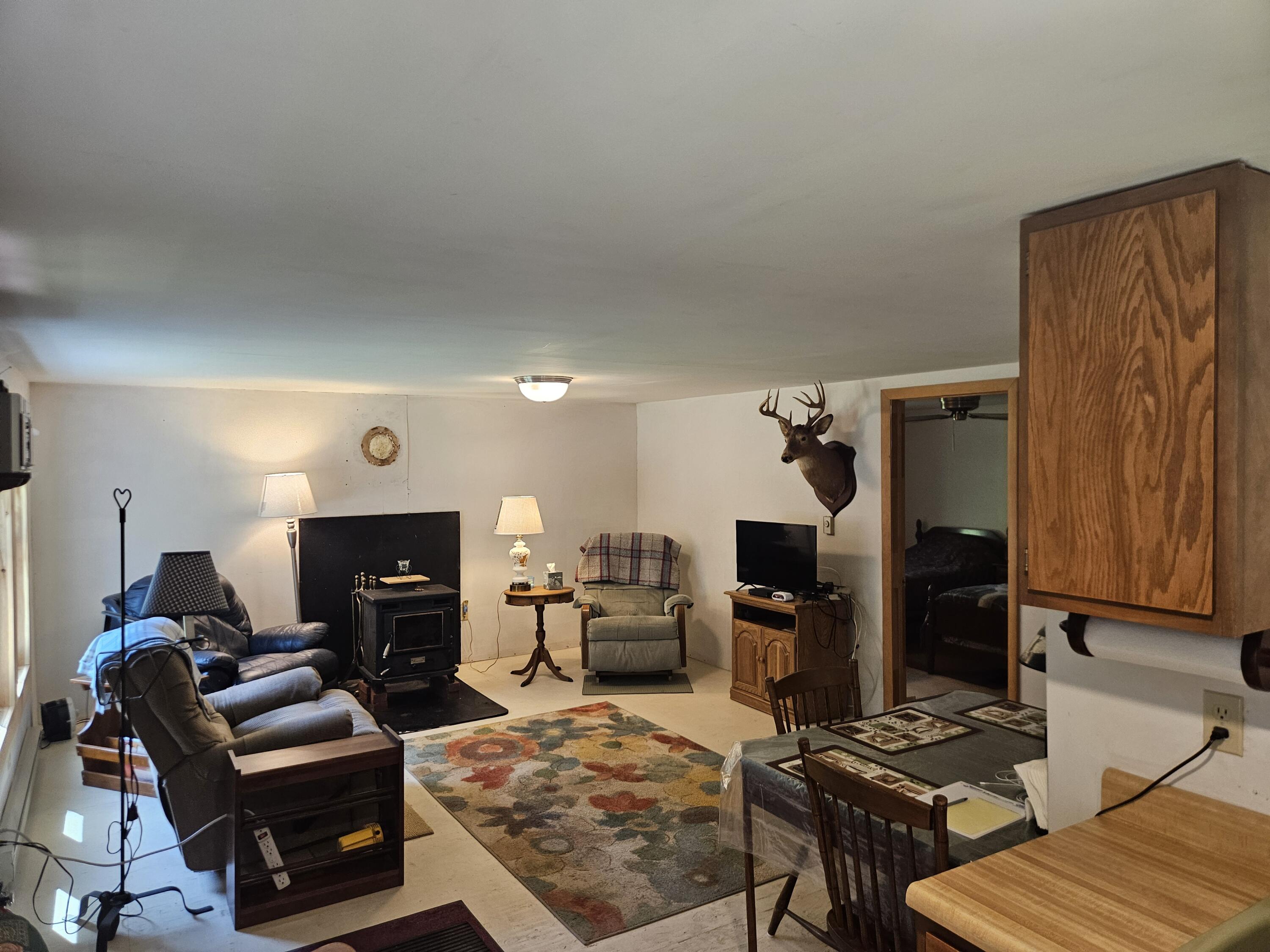 10 Moosehorn Road