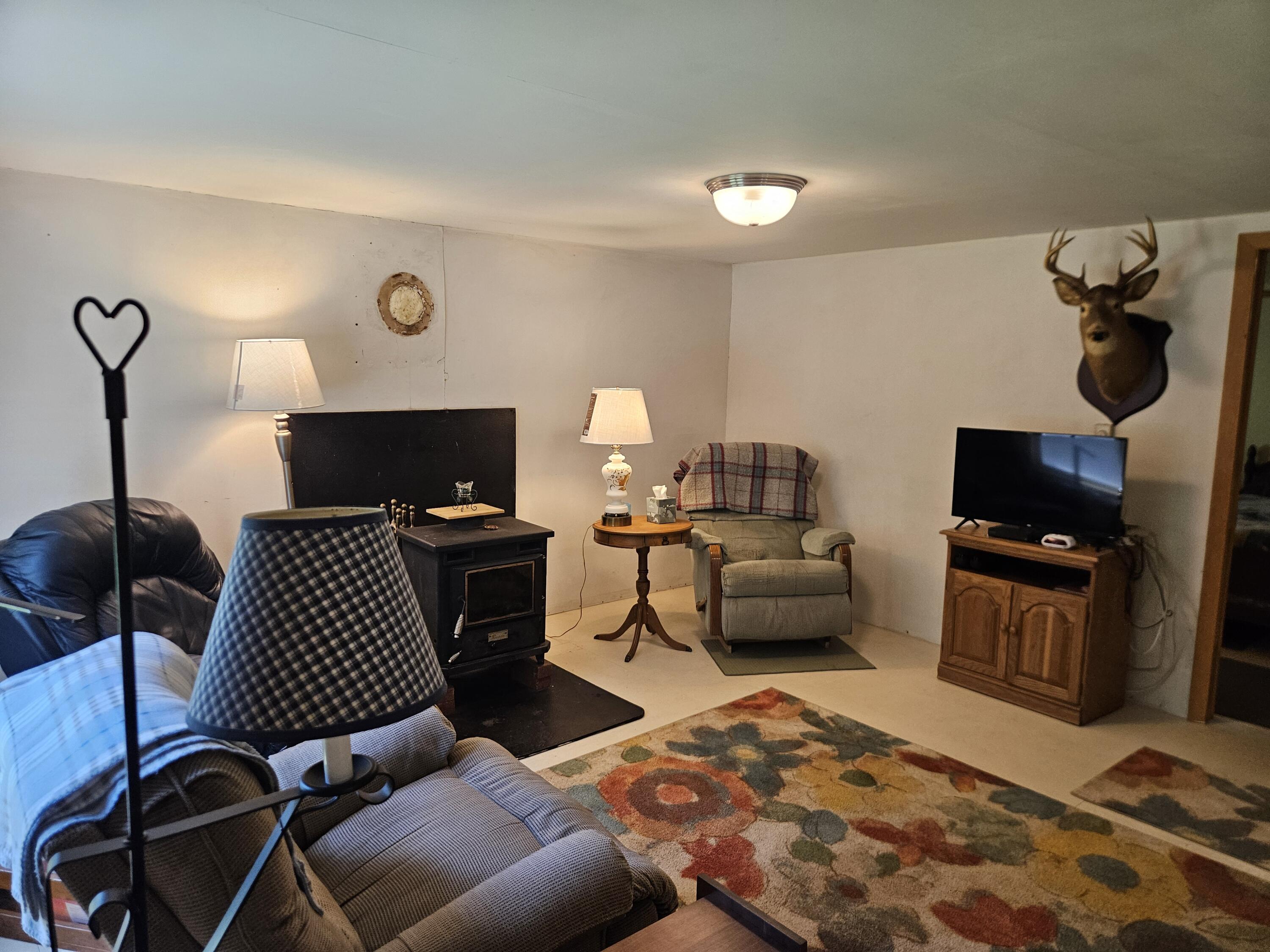 10 Moosehorn Road