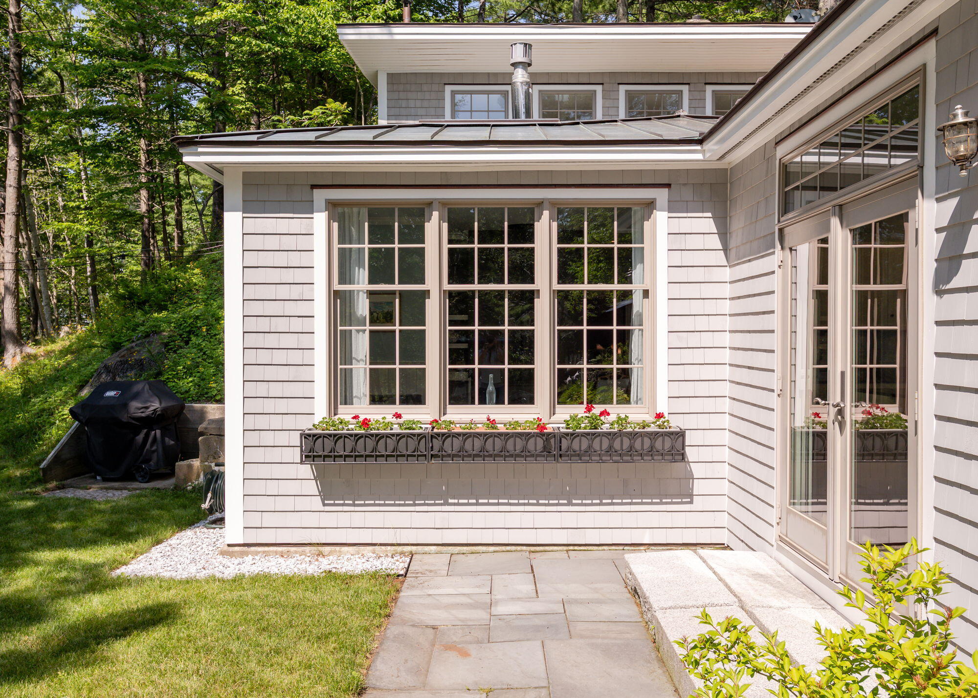 218 W West Shore Drive