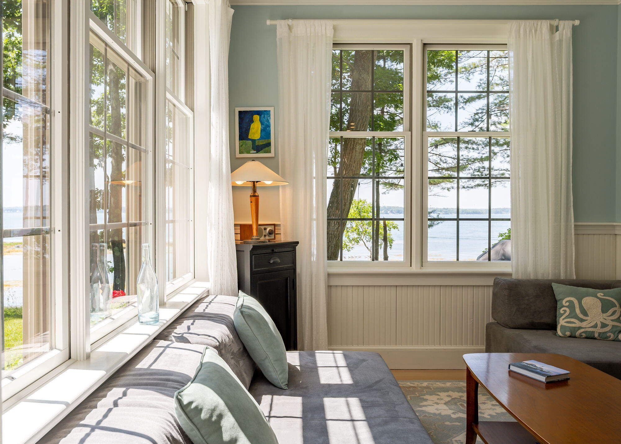 218 W West Shore Drive