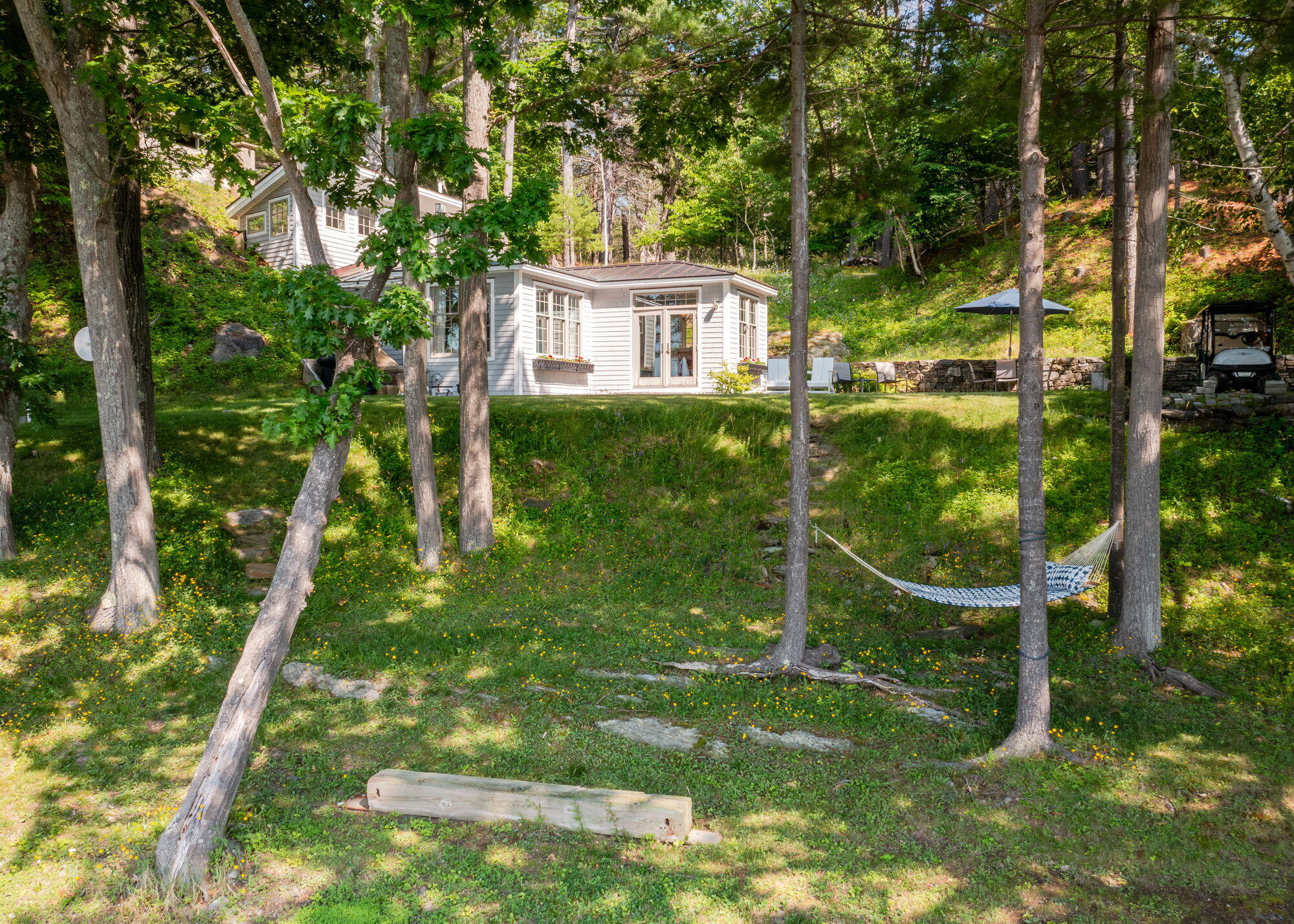 218 W West Shore Drive
