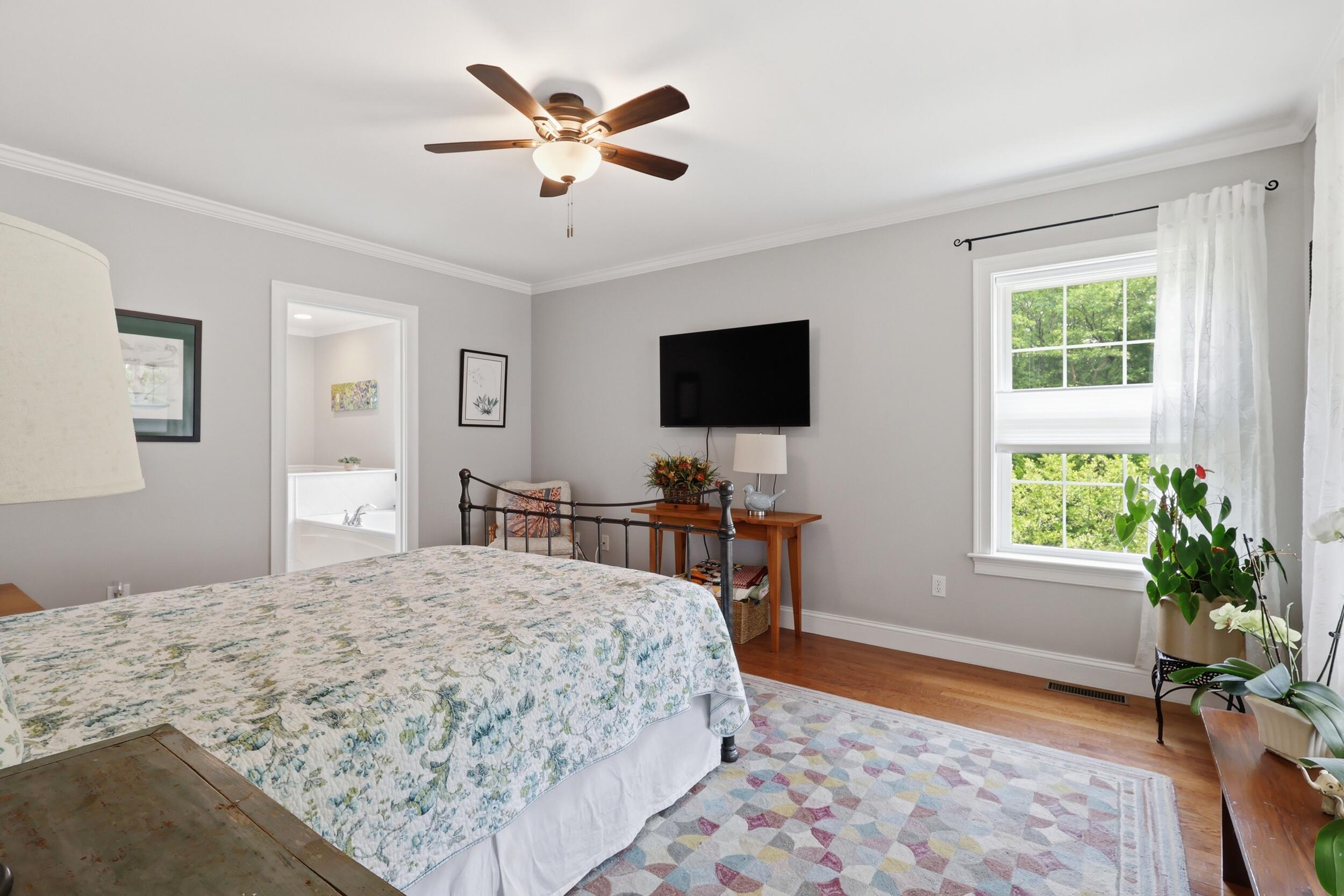 40 Carriage Lane 4