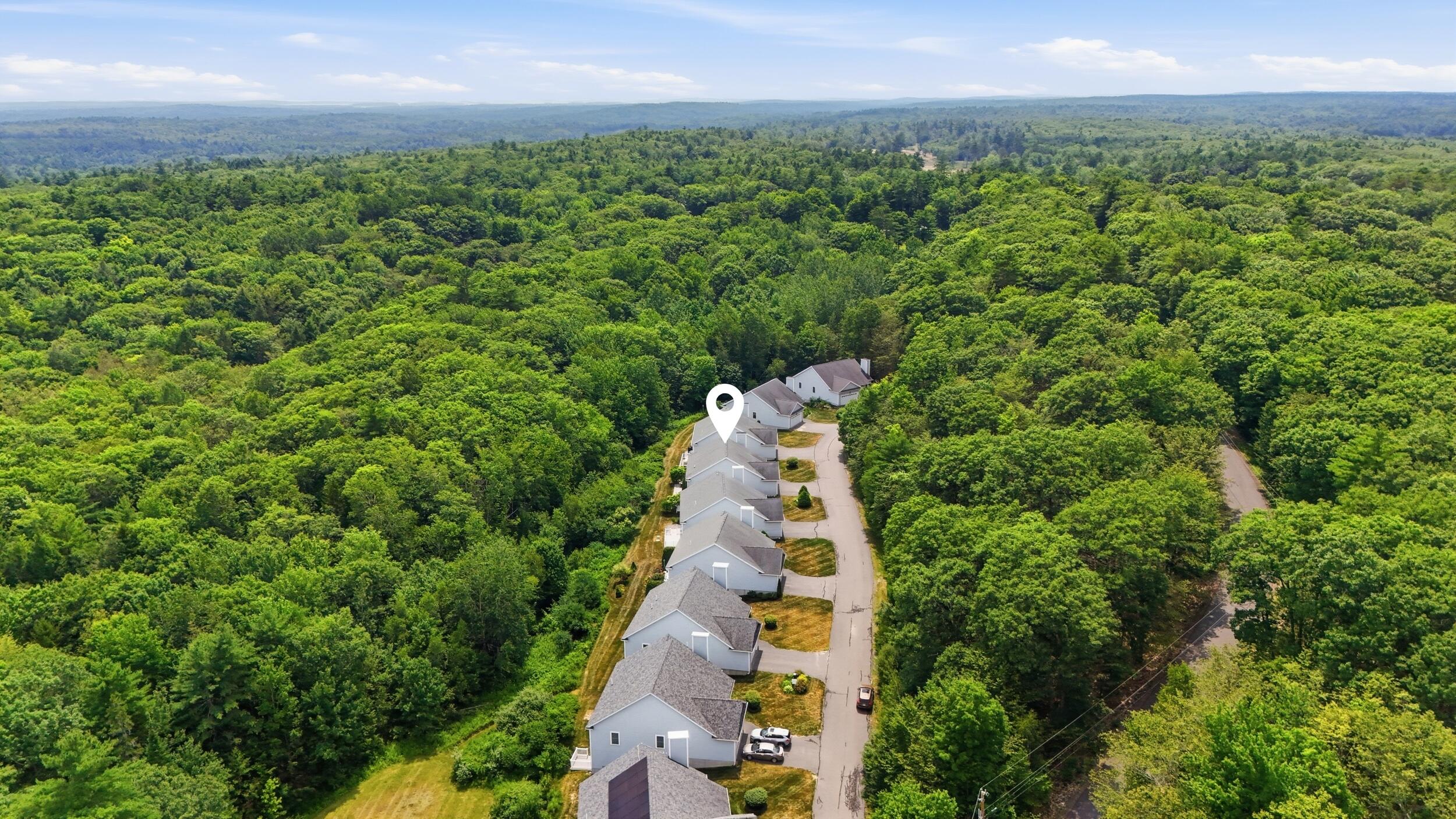 40 Carriage Lane 4