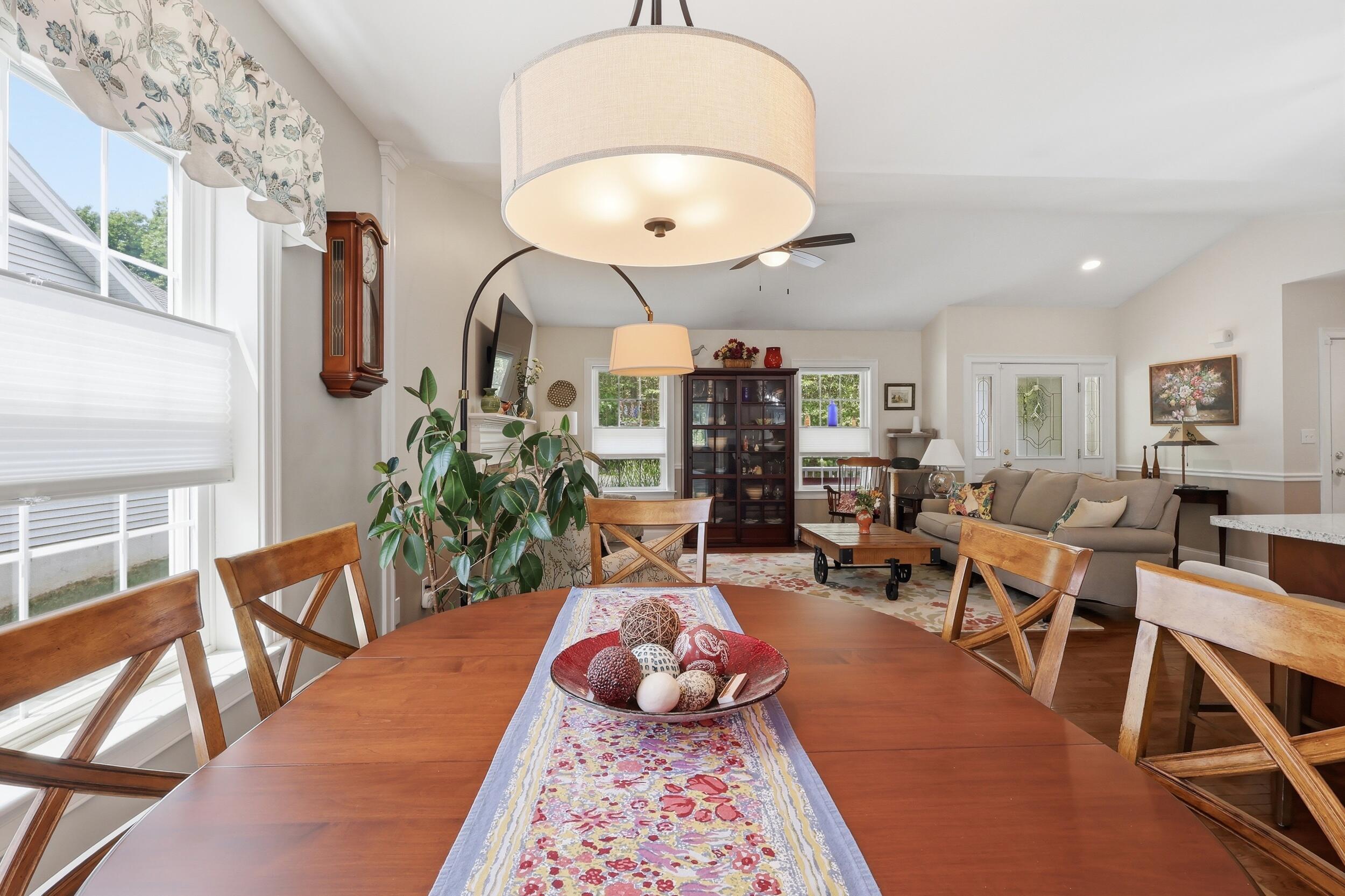 40 Carriage Lane 4