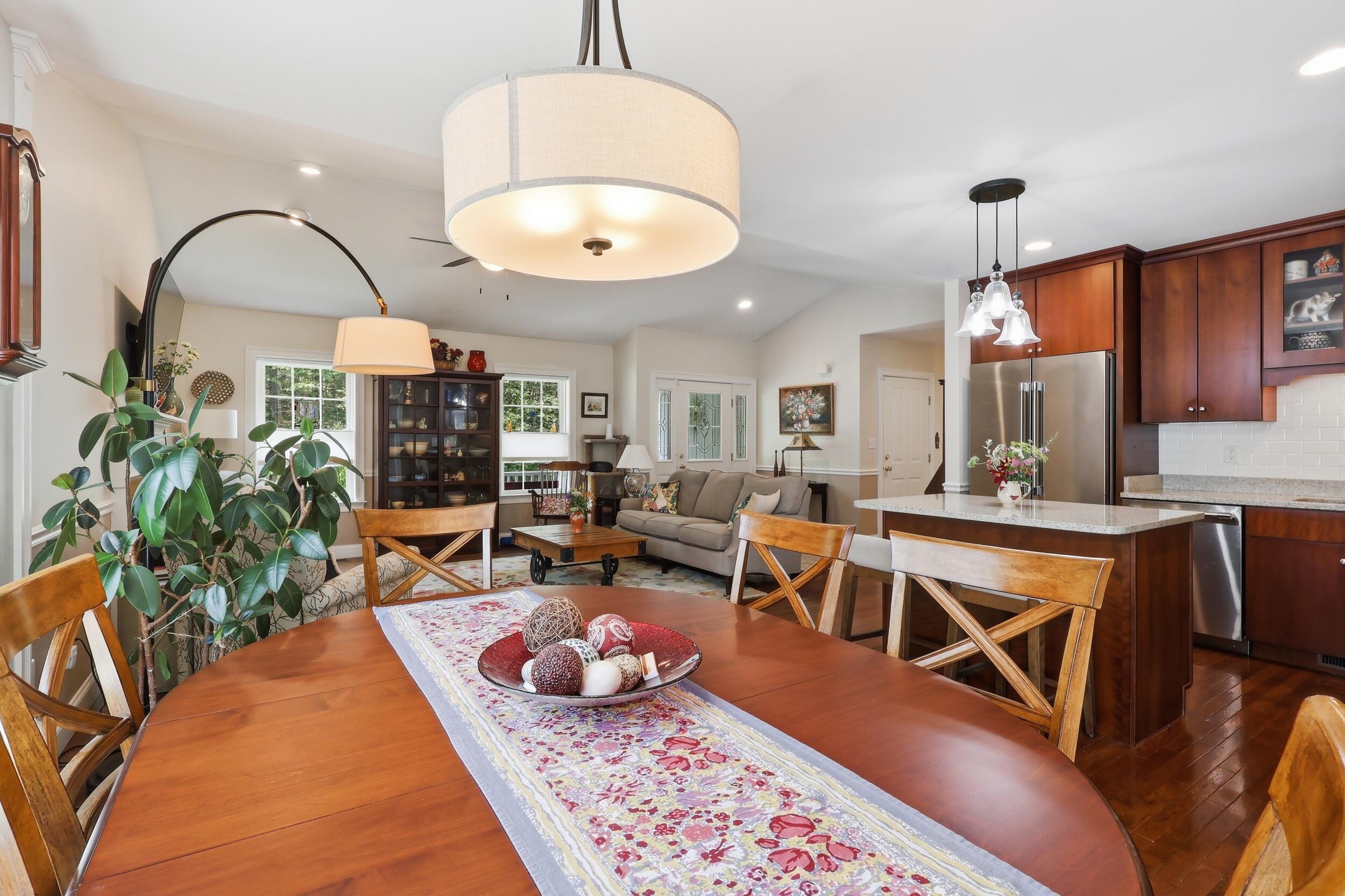 40 Carriage Lane 4