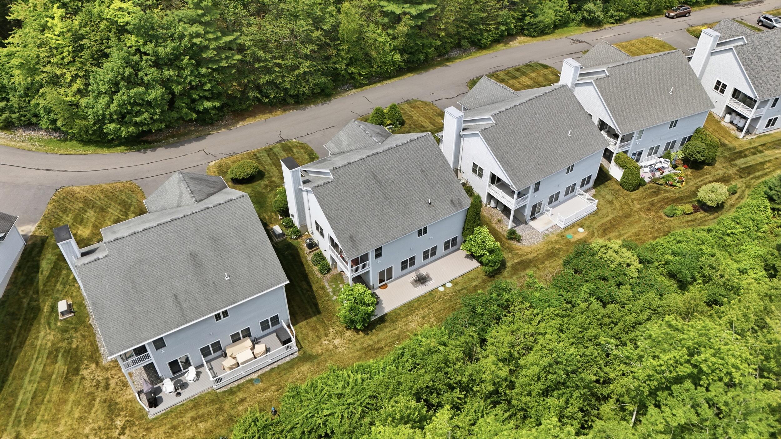 40 Carriage Lane 4
