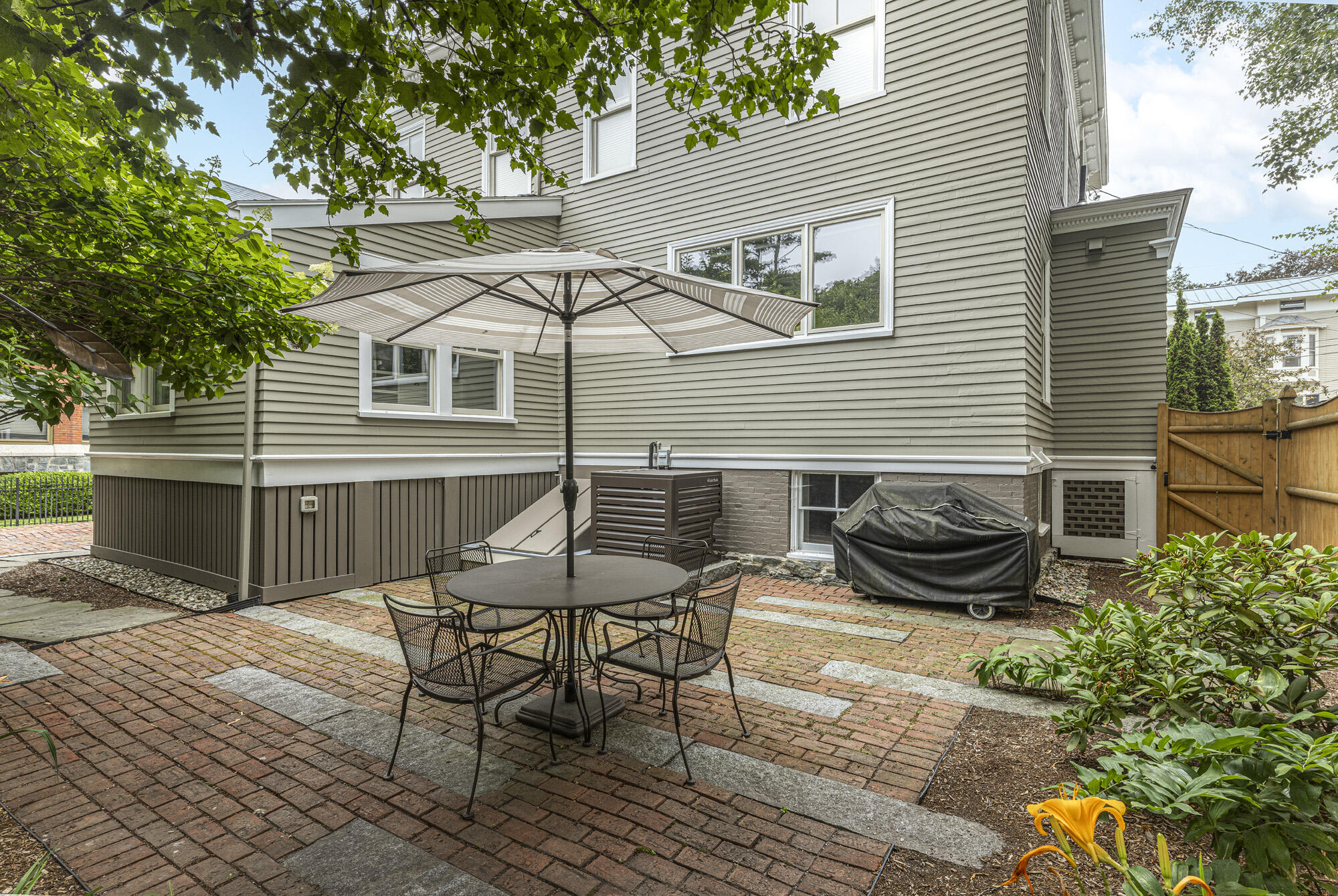 37 Carroll Street