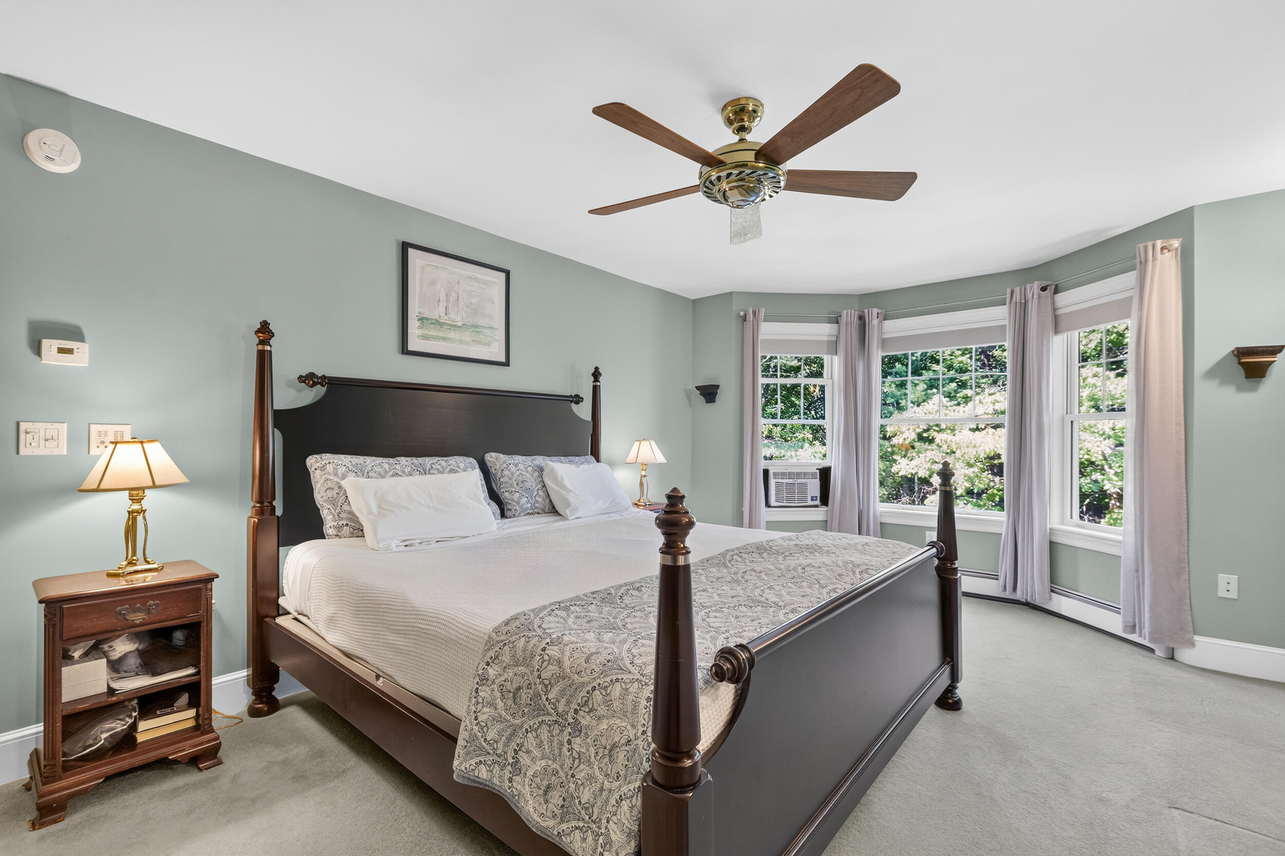 68 Graystone Lane