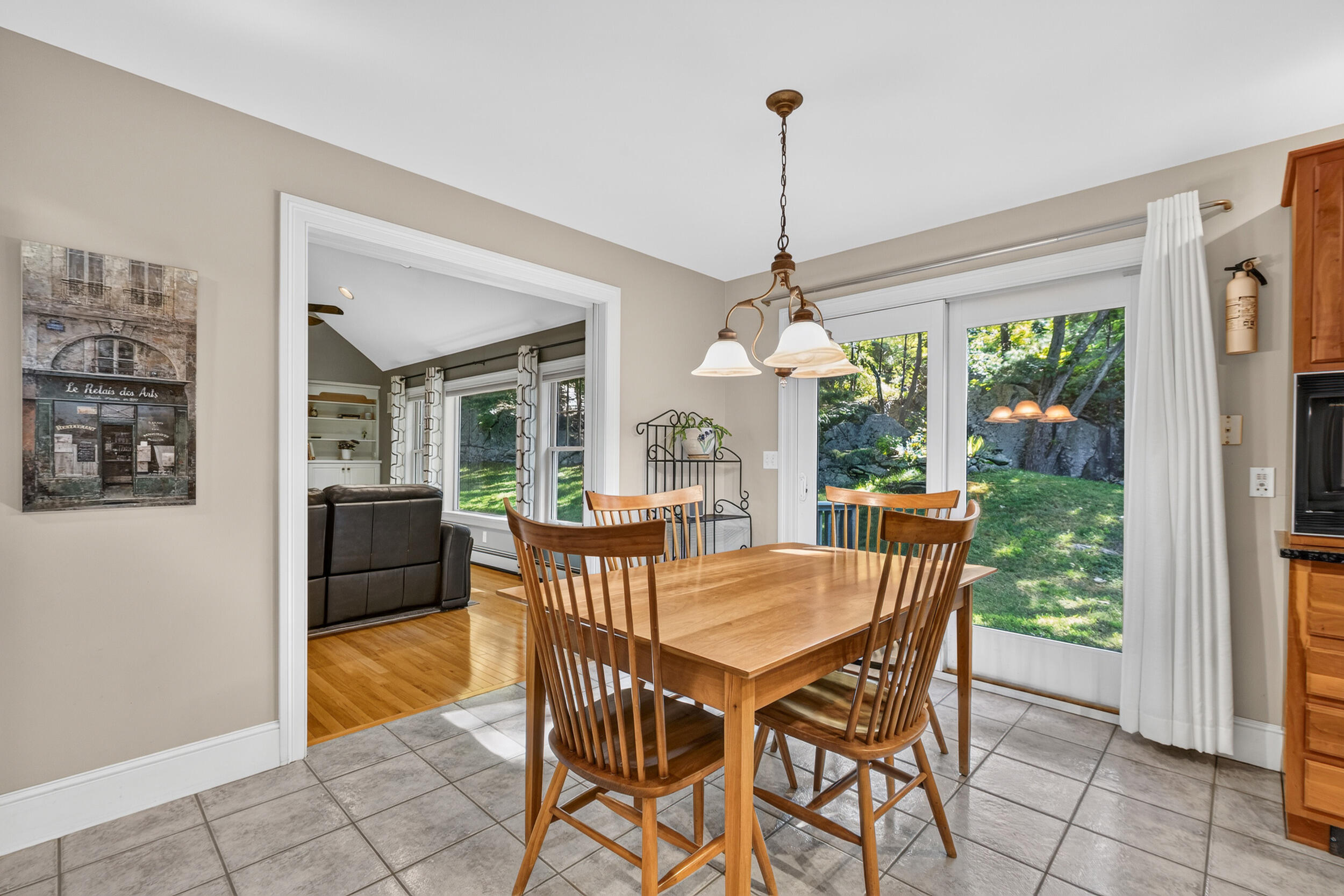 68 Graystone Lane